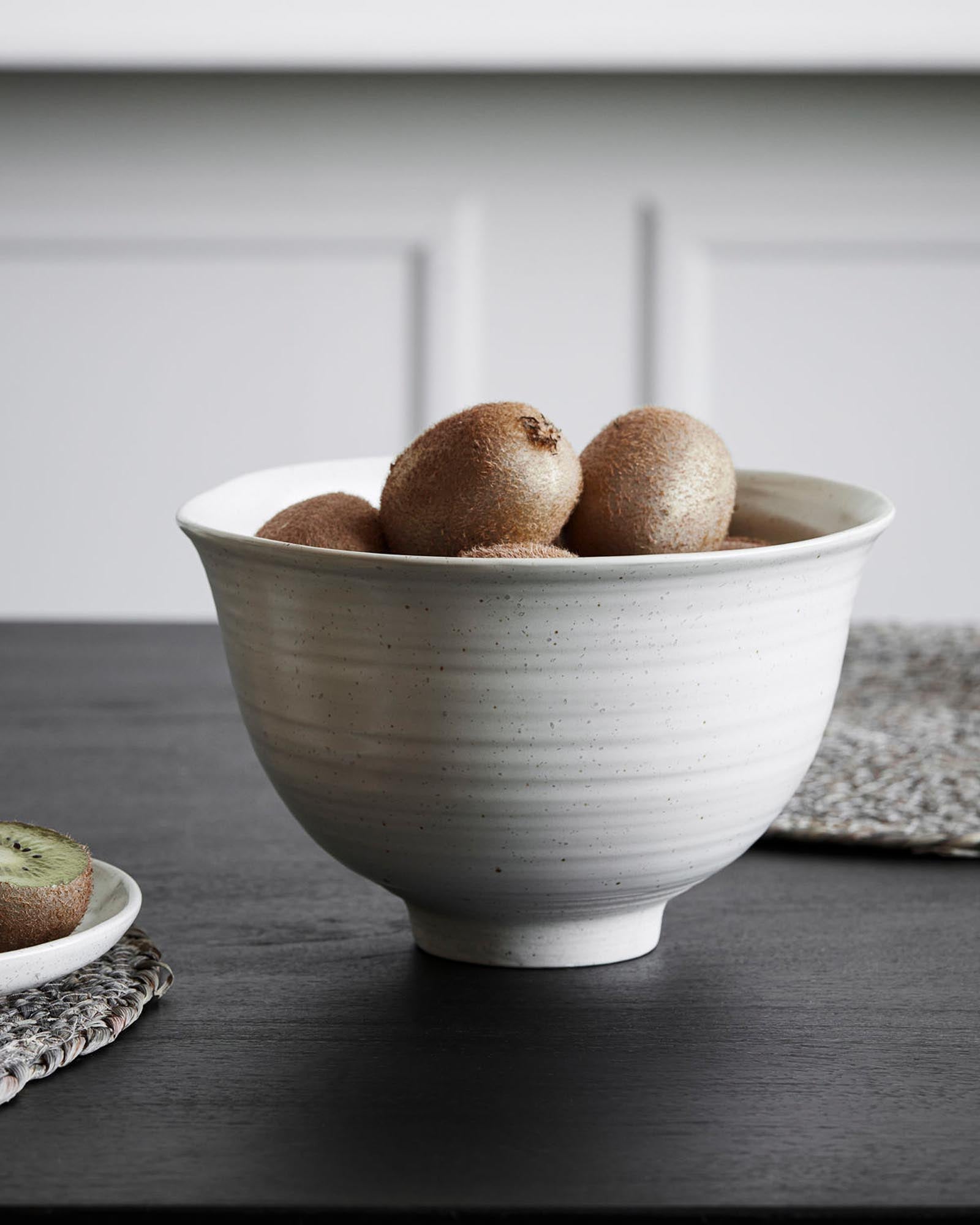 Stilvolle Porzellanschale von House Doctor: Ideal für Saucen und vielseitige Verwendung. Perfekt für deinen gedeckten Tisch!