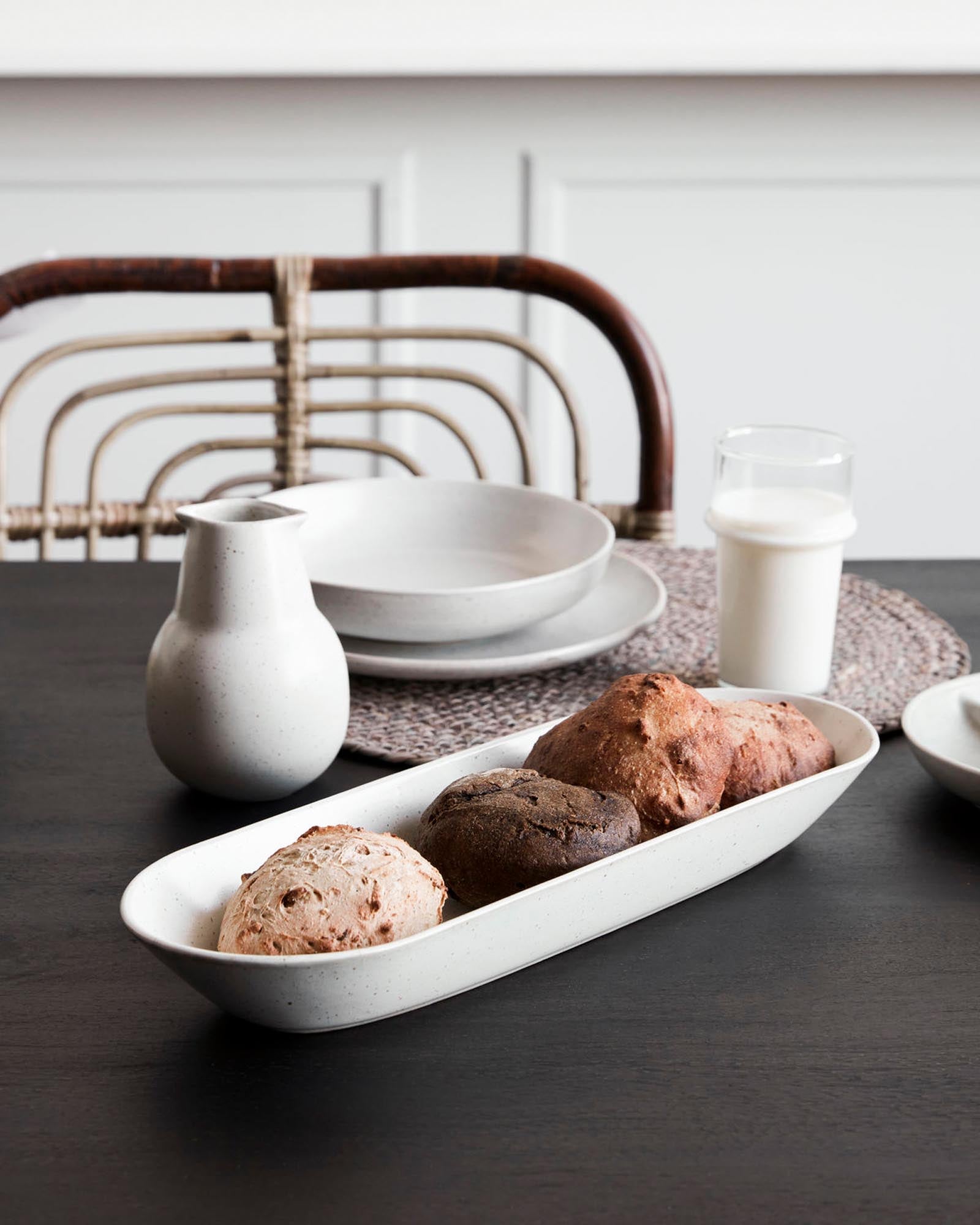 Pion Servierschale von House Doctor: Zeitloses Design für jeden Tisch.