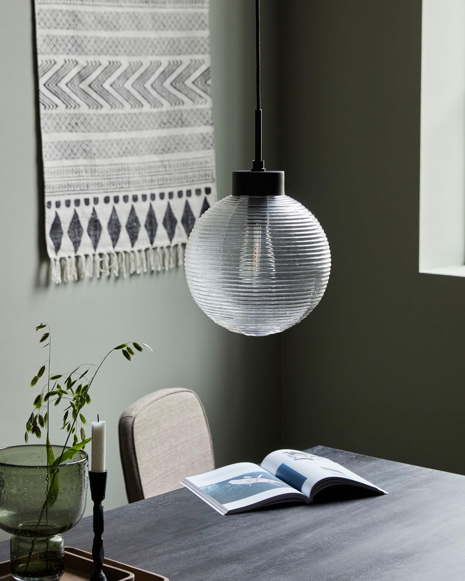 Gaia Lampe von House Doctor: Modernes Design trifft auf Funktionalität.