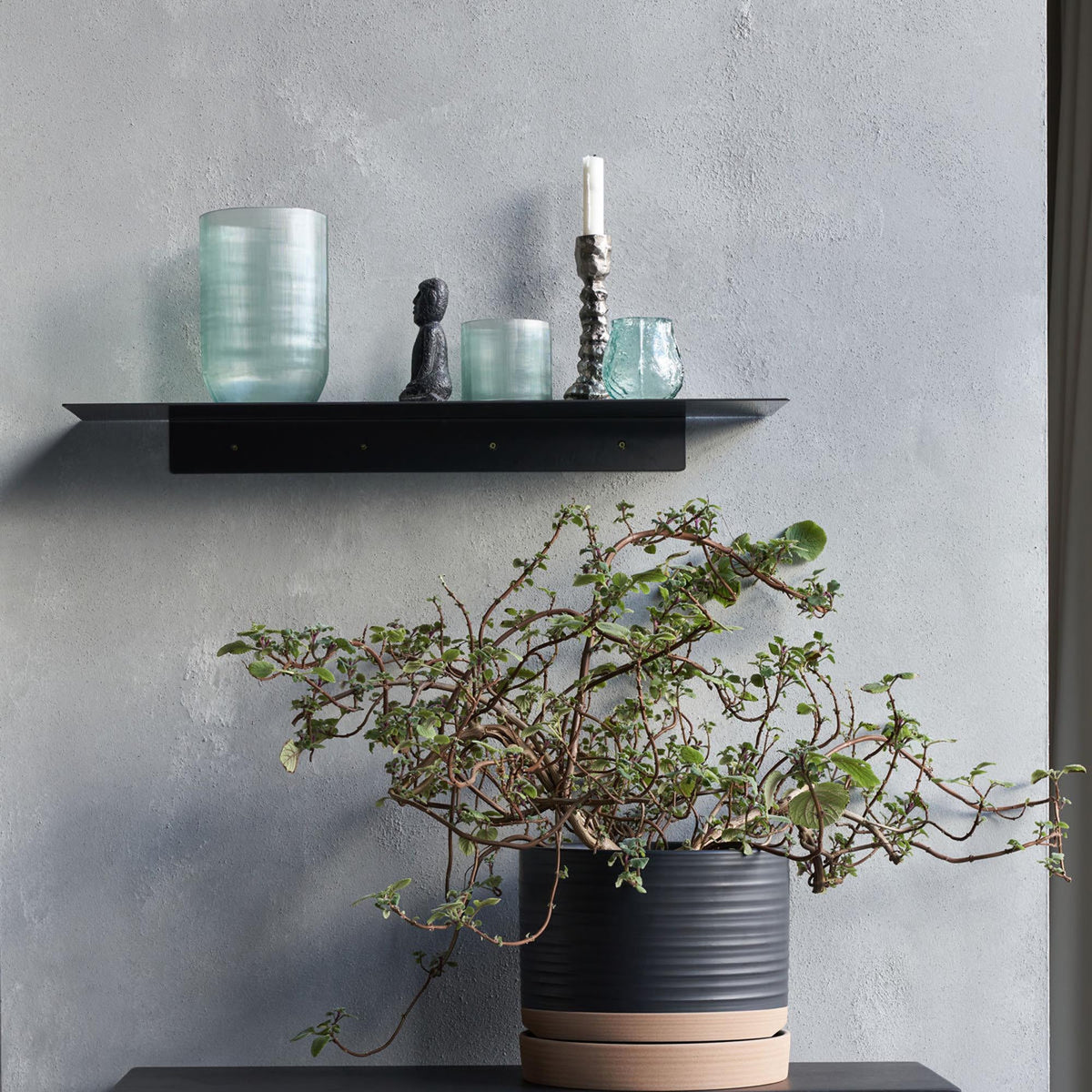 Regal, Revi in Schwarz präsentiert im Onlineshop von KAQTU Design AG. Regal Zubehör ist von House Doctor