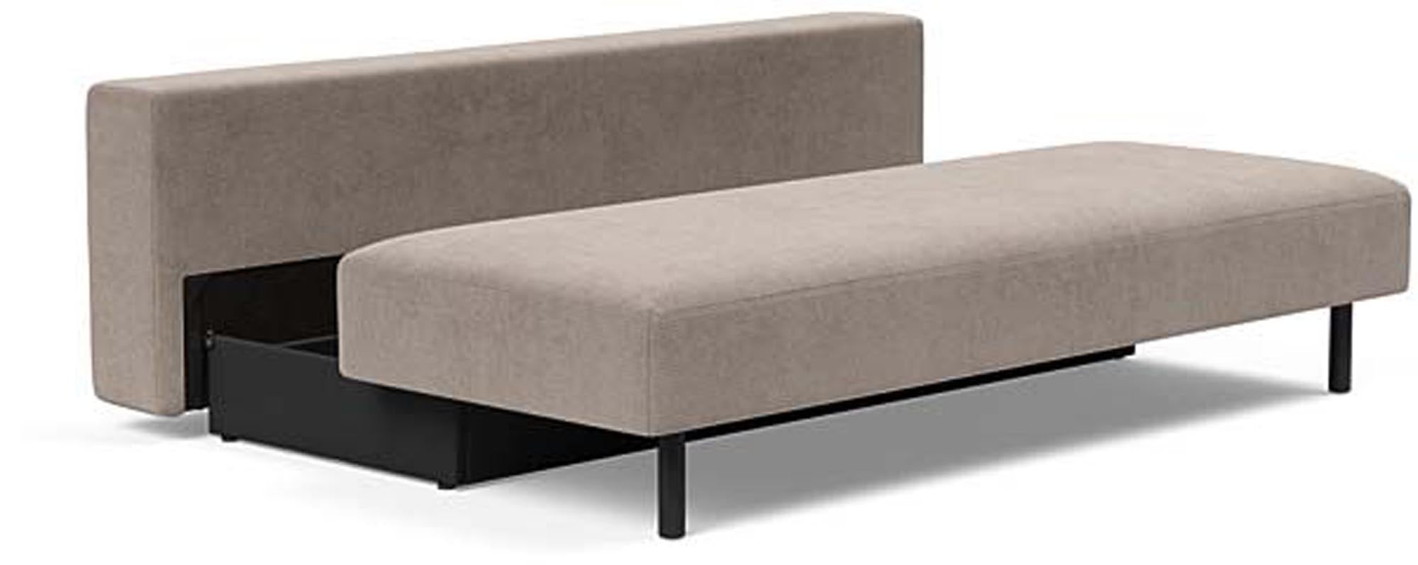 Das Merga Bettsofa 140 von Innovation Living vereint modernes Design mit cleverer Funktionalität – ideal für platzsparende Wohnlösungen.
