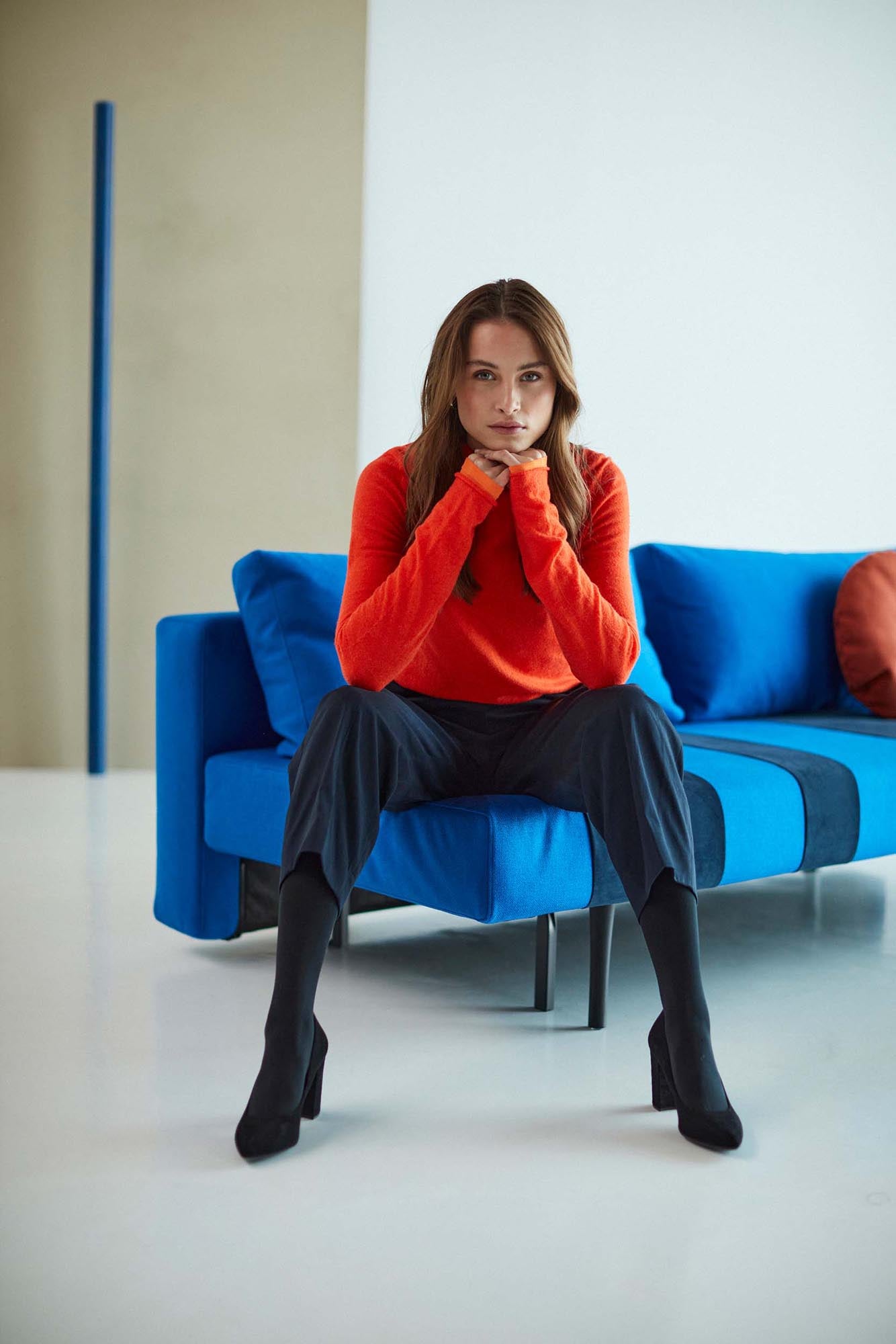 Entdecken Sie das stilvolle Conlix Patchwork Bettsofa von Innovation Living: vielseitig, platzsparend und perfekt für kreative Wohnräume.