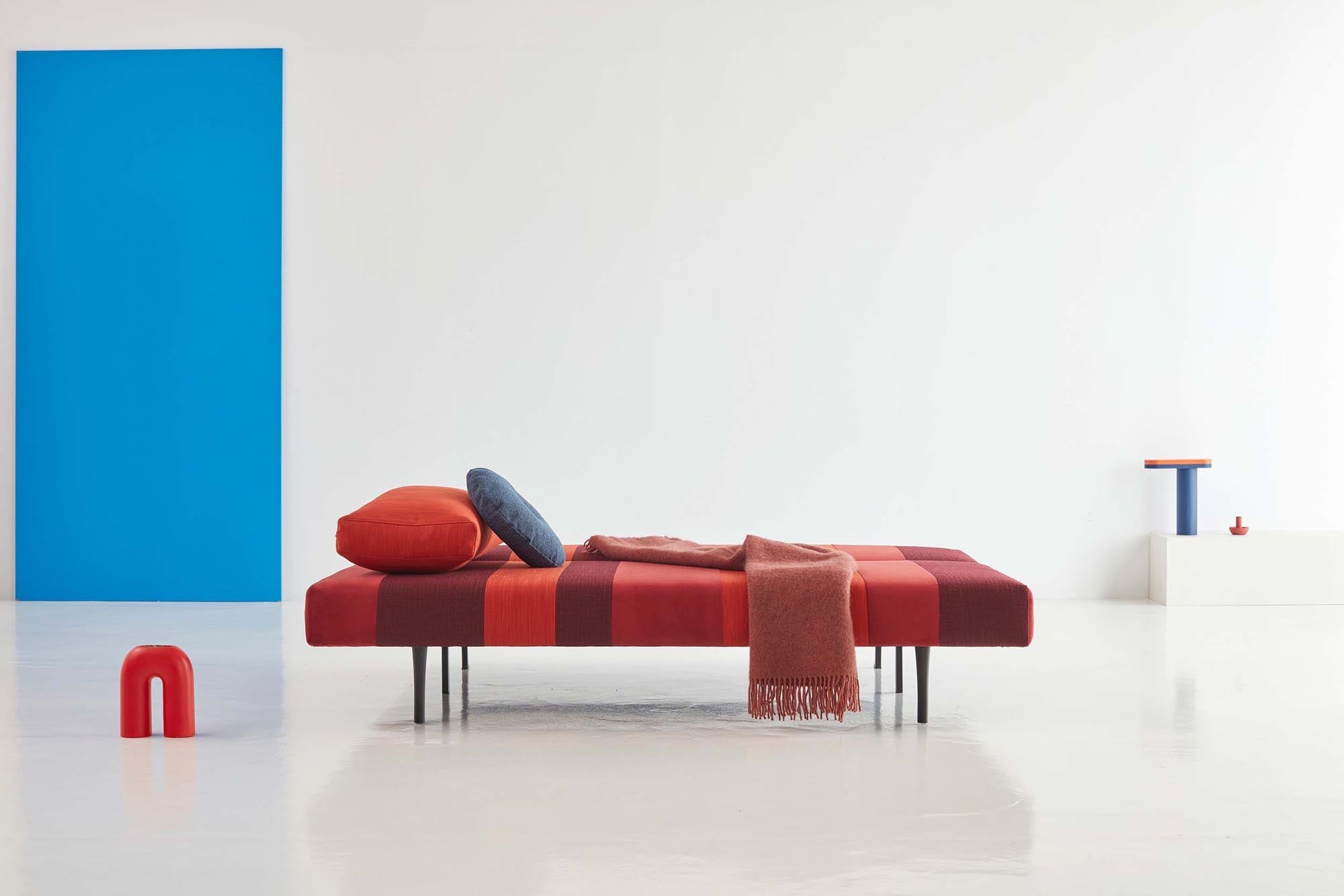Entdecken Sie das Conlix Patchwork Bettsofa von Innovation Living – ein stilvolles, vielseitiges Sofa, das sich perfekt für jedes Zuhause eignet.
