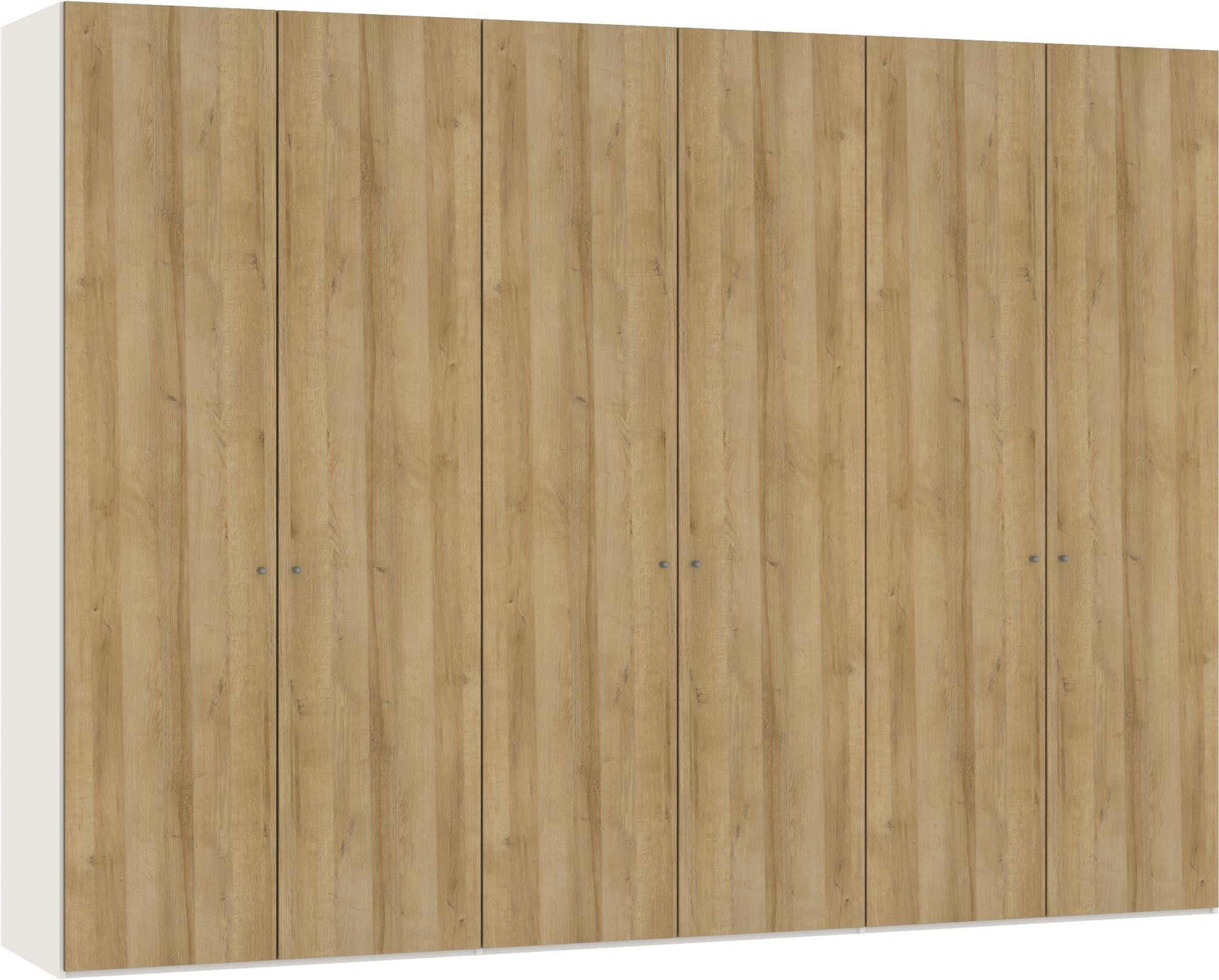 Eleganter 6-türiger Drehtürenschrank in Eiche von Jutzler: Überzeugendes Design, individuelle Innenausstattung und hohe Stabilität für langanhaltende Nutzung.