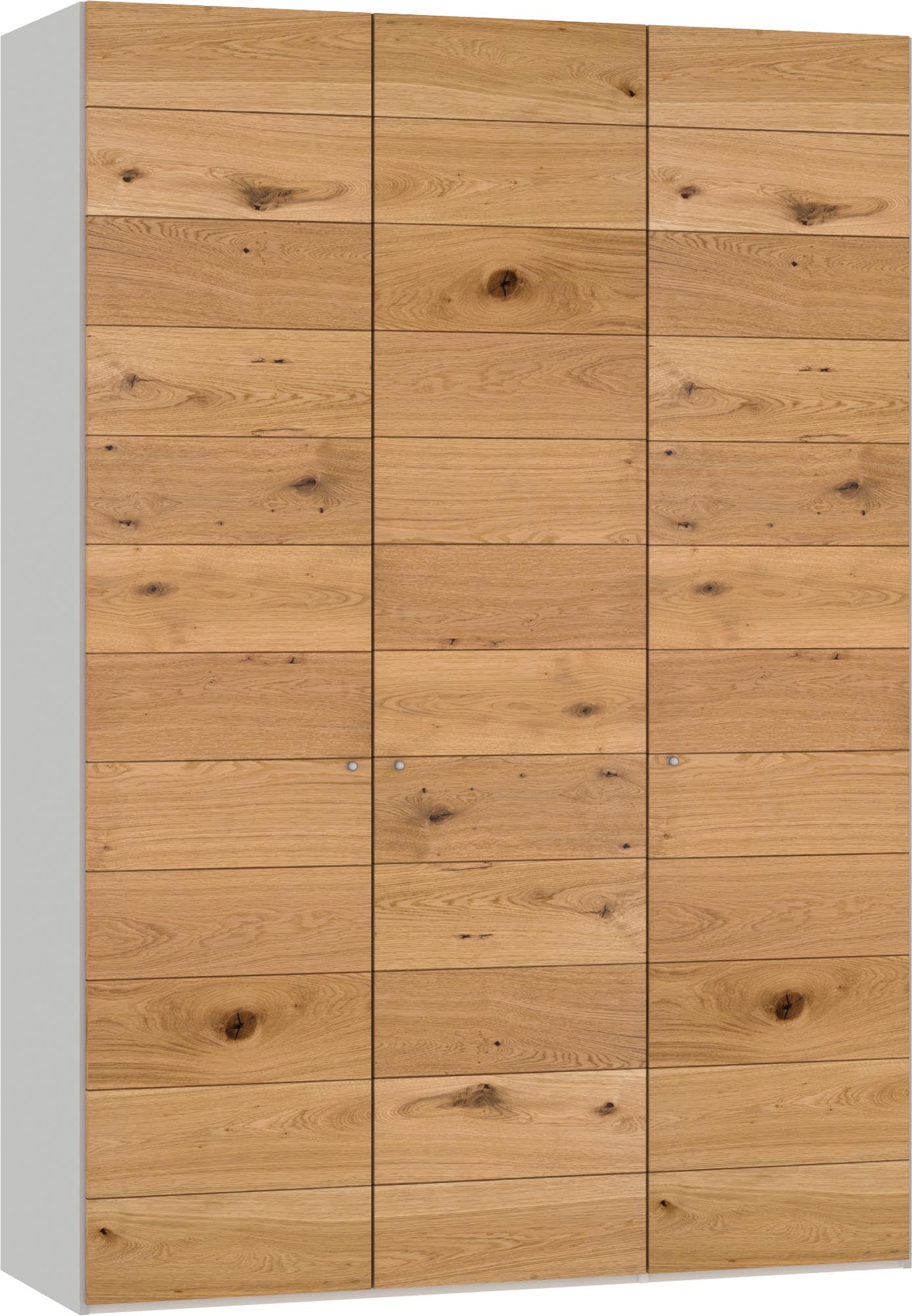 Robuster Drehtürenschrank aus Wildeiche von Jutzler, 3-türig.