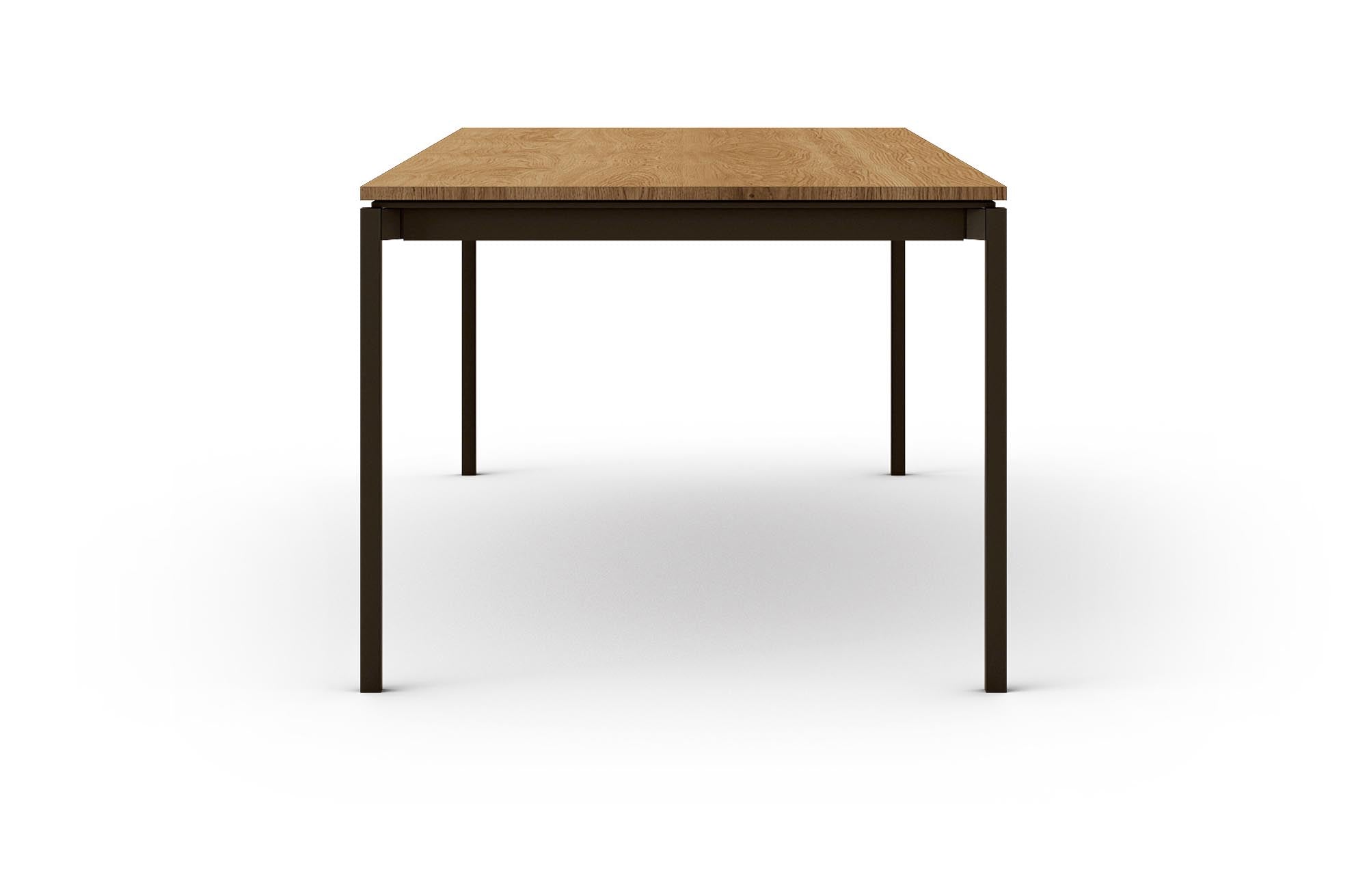 Erleben Sie den Dan Tisch von Mobimex – ein eleganter Holztisch, der modernes Design und praktische Nutzung harmonisch vereint.