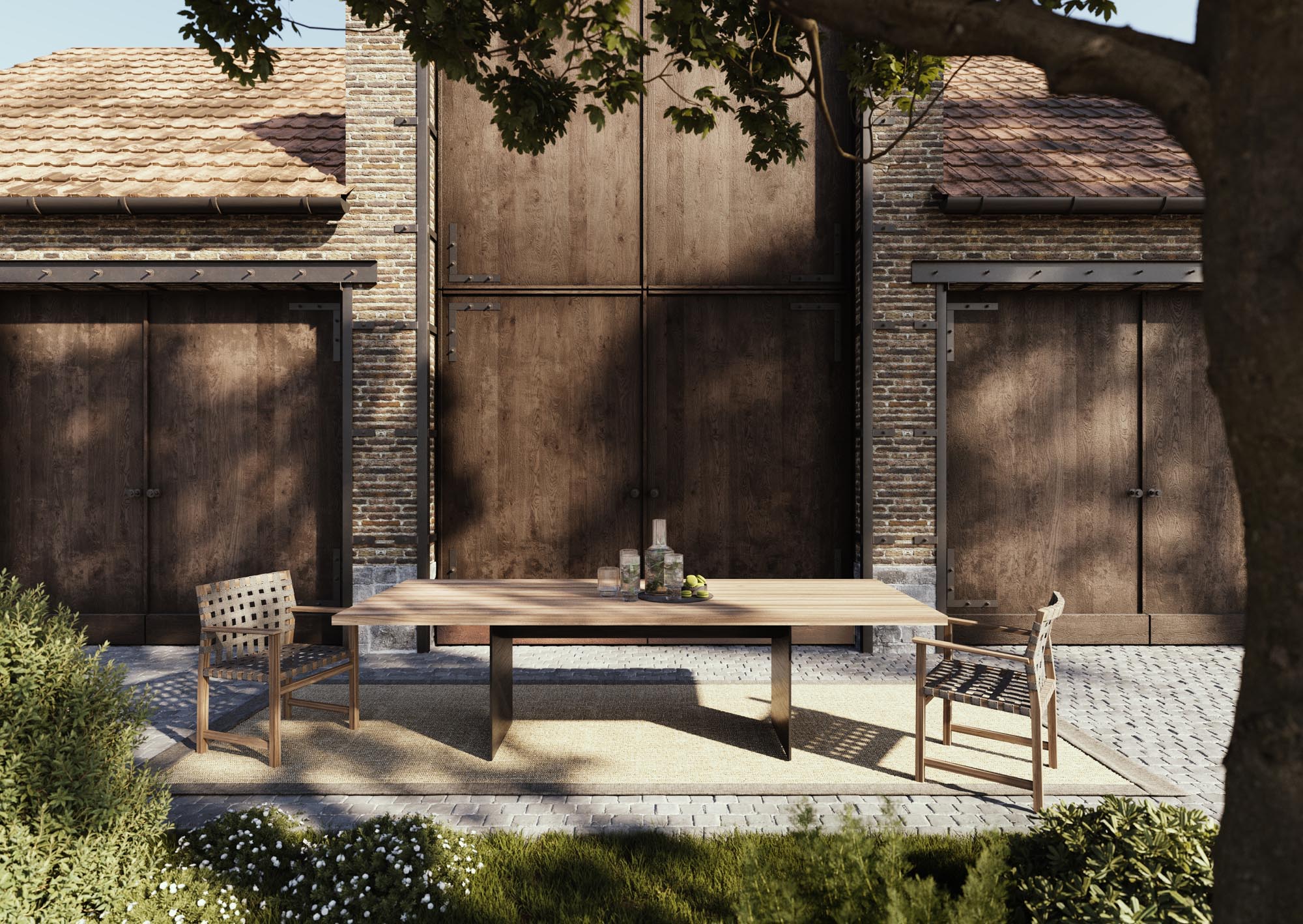 Entdecken Sie den Gartentisch Tix Outside Kastanie von Mobimex – eine harmonische Verbindung aus robustem Holz und elegantem Metall für stilvolle Außenbereiche.