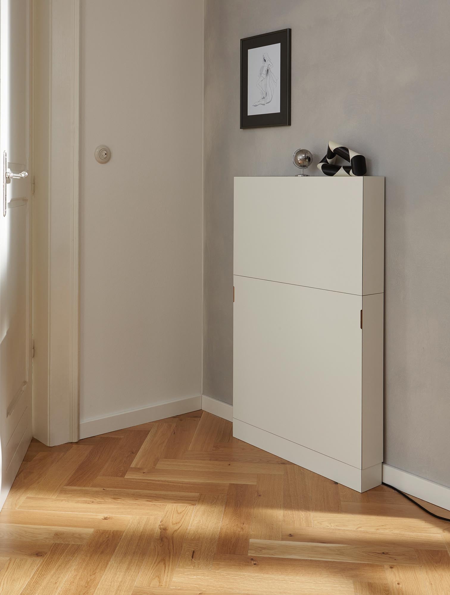 Eleganter Flatmate Sekretär mit Technikpaket 1 von Müller Möbel.