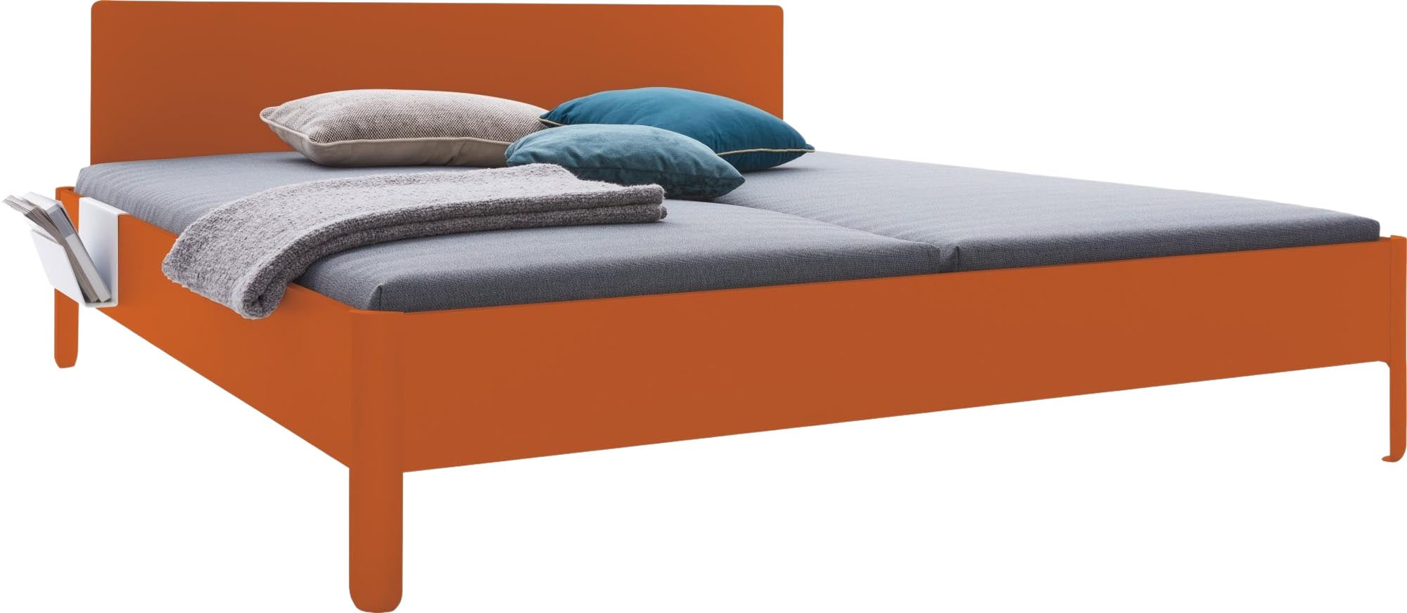 Elegantes Nait Doppelbett 140 mit Kopfteil von Müller Möbelwerkstätten.