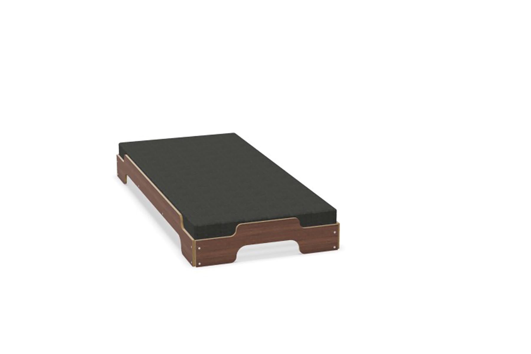 Elegante Stapelliege Klassik: Perfekte Lösung für flexible Räume.