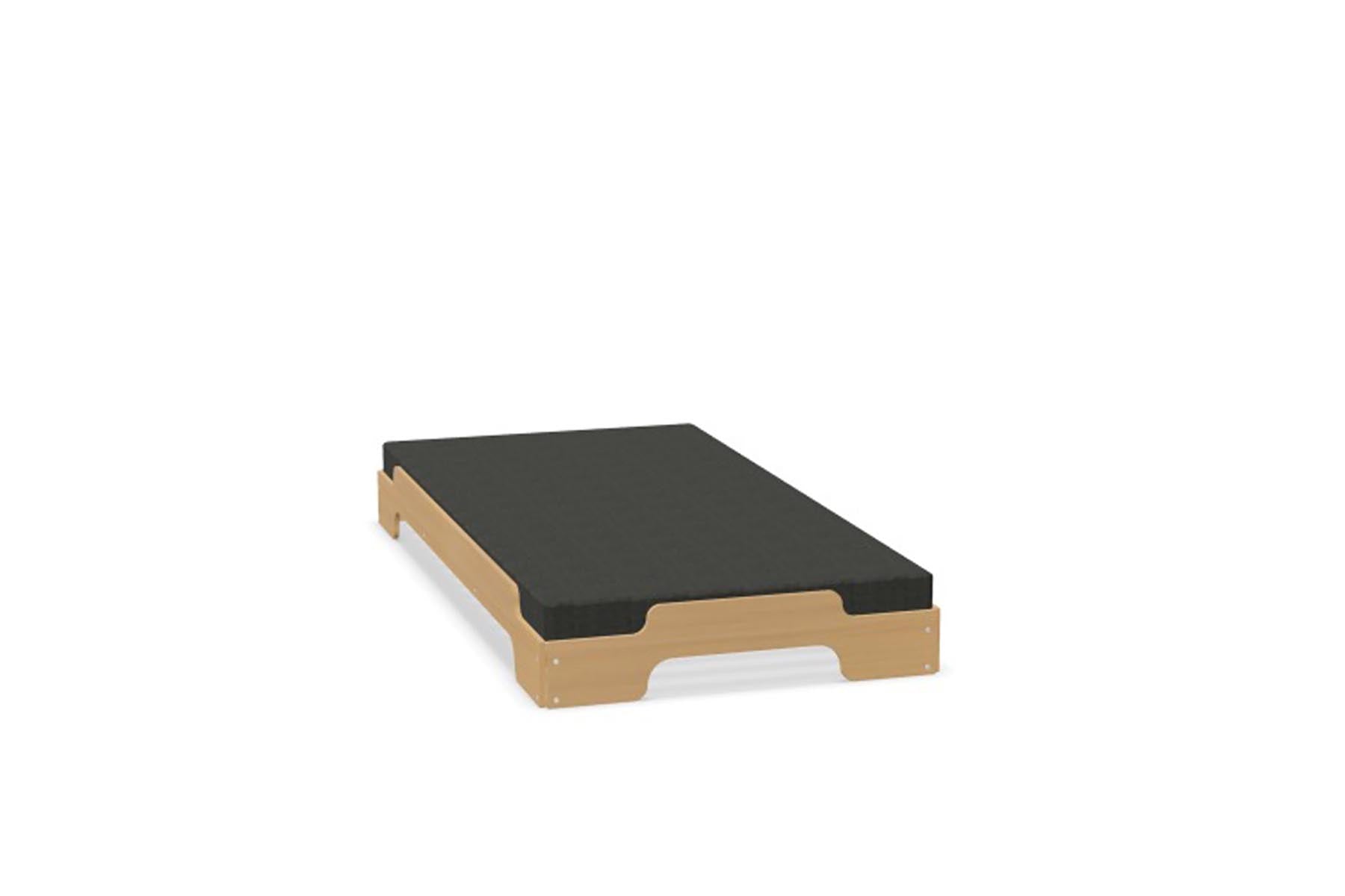 Vielseitige Stapelliege Klassik: Funktionalität trifft auf Design.