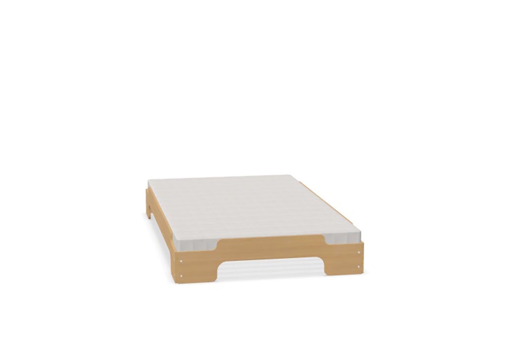 Platzsparende Stapelliege Komfort: Innovatives Design von Müller.