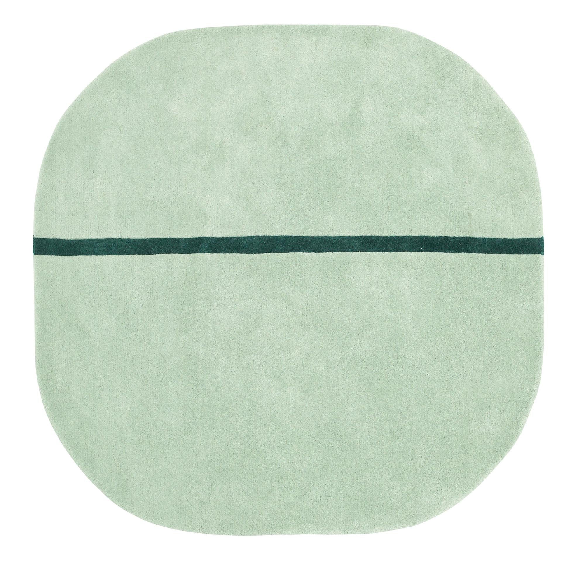 Oona Teppich 90x200 in Grau: Handgefertigter Wollteppich mit einzigartigem Design und vielseitigen Einsatzmöglichkeiten für jeden Raum.