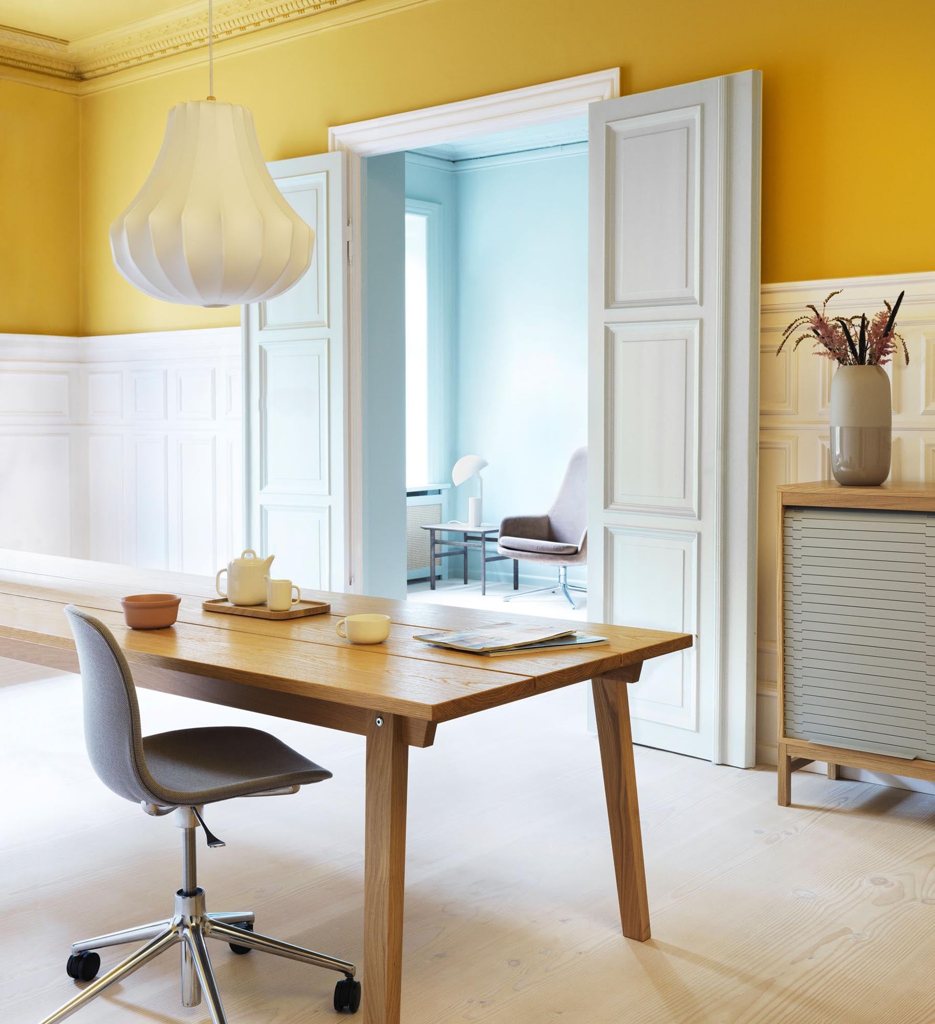 Slice Tisch von Normann Copenhagen: Skandinavische Schlichtheit pur.