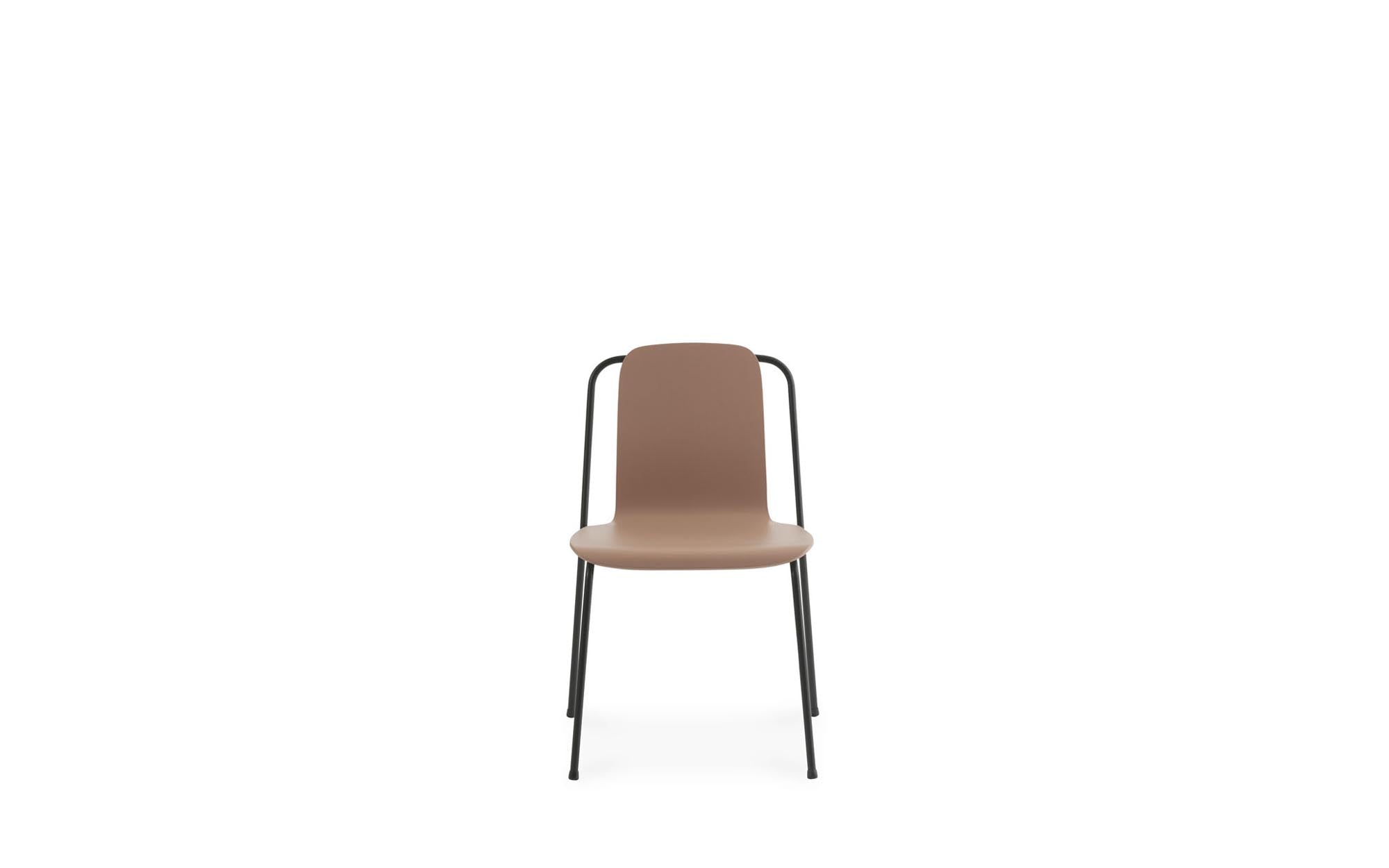 Eleganter Studio Stuhl von Normann Copenhagen mit schwarzem Stahlrahmen und geformter Eichenfurnierschale – ideal für stilvolle Räume.