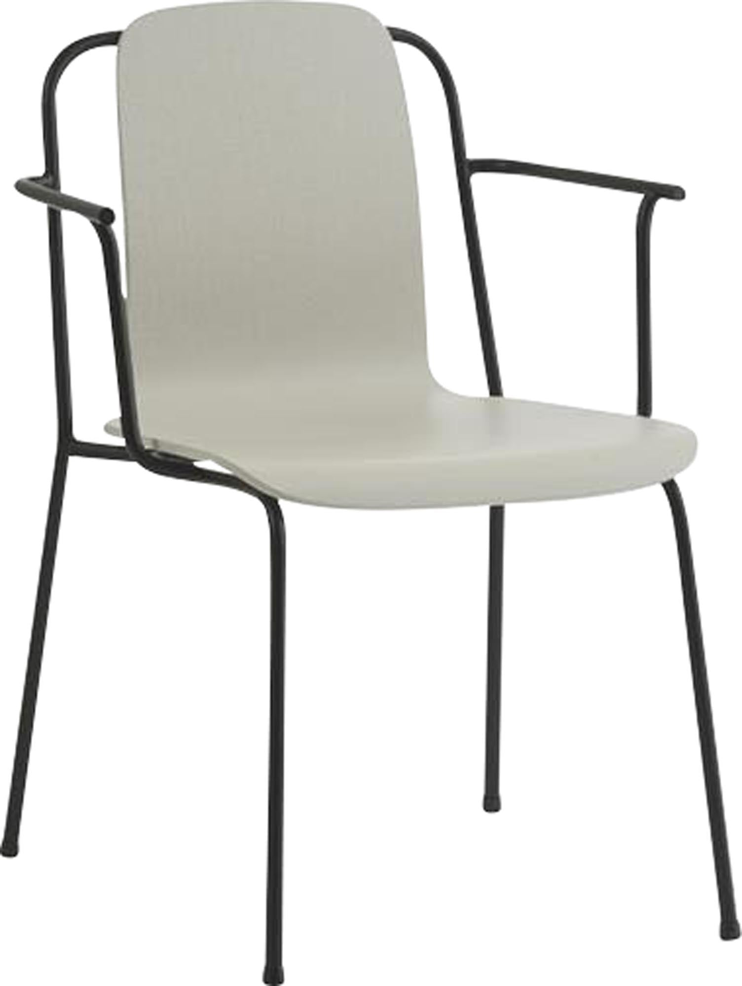 Entdecken Sie den Studio Armlehnstuhl von Normann Copenhagen – ein elegantes Möbelstück, das Komfort und zeitgemäße Ästhetik vereint.