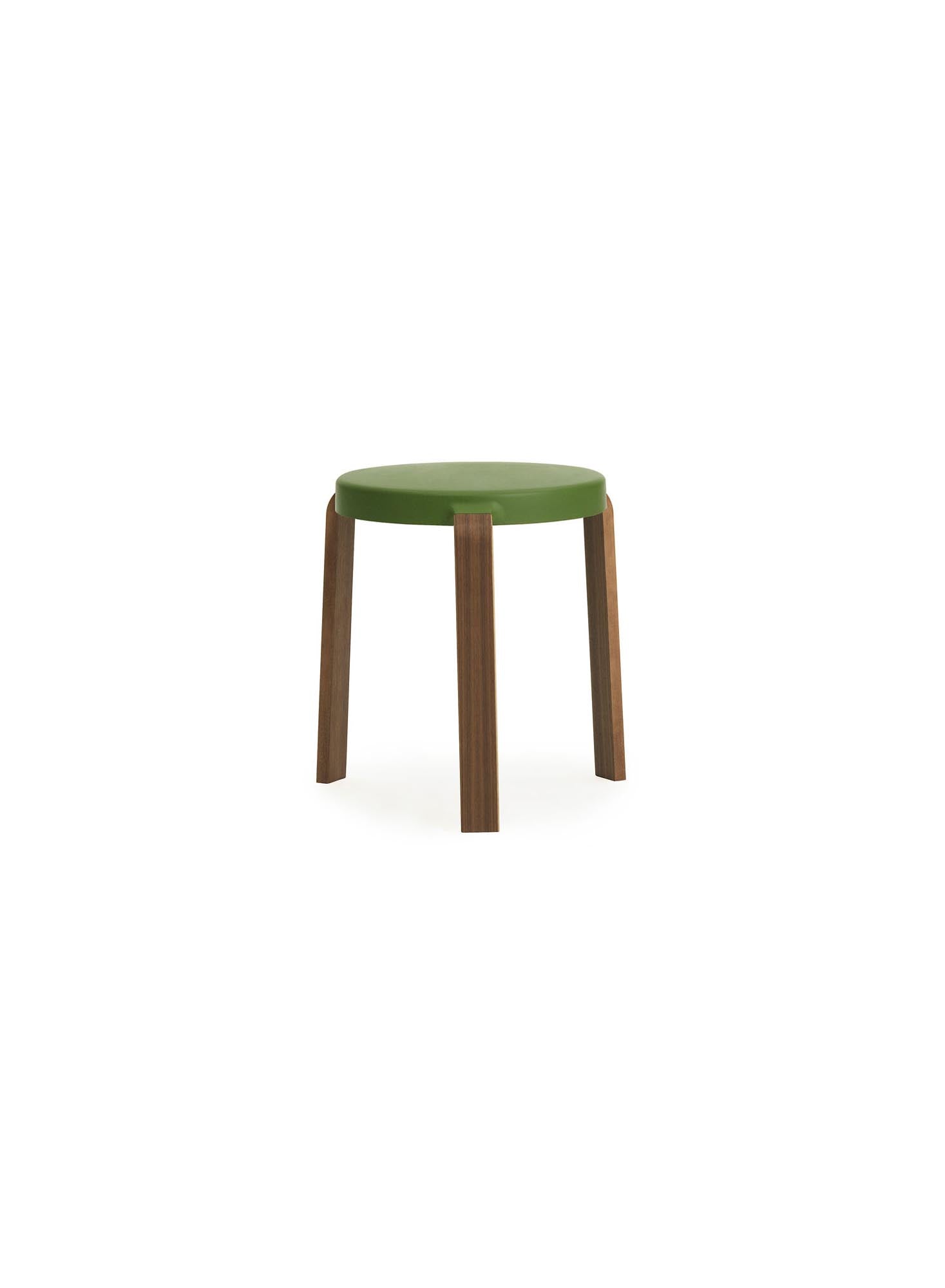 Eleganter Tap Hocker von Normann Copenhagen für modernes Wohnen.