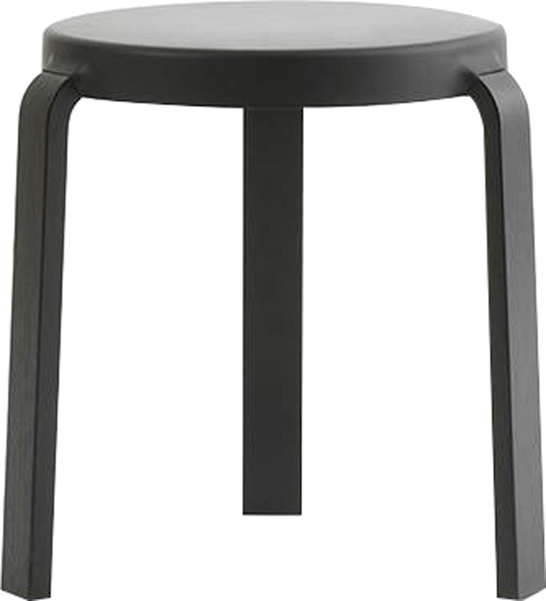 Stilvoller Tap Hocker von Normann Copenhagen für zeitlose Eleganz.