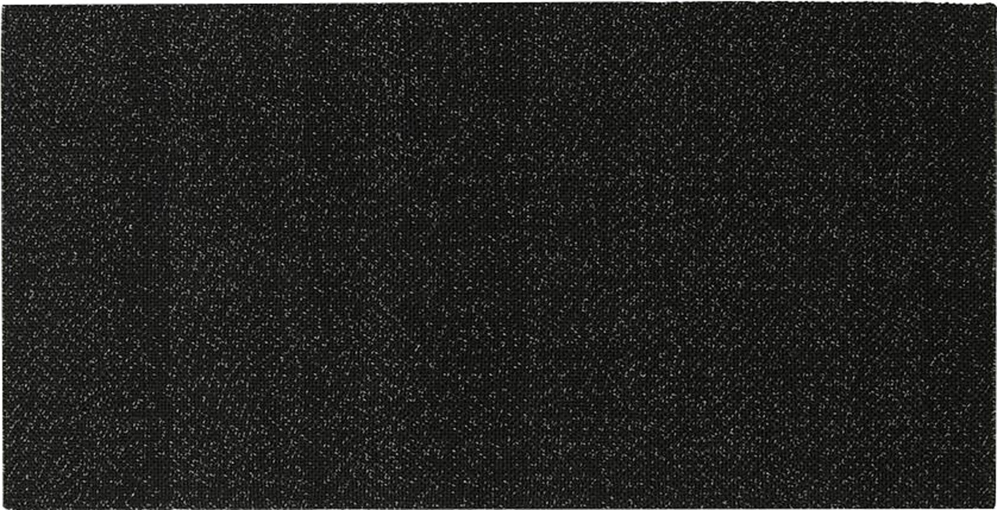 Eleganter Polli Teppich klein von Normann Copenhagen in sanften Tönen.