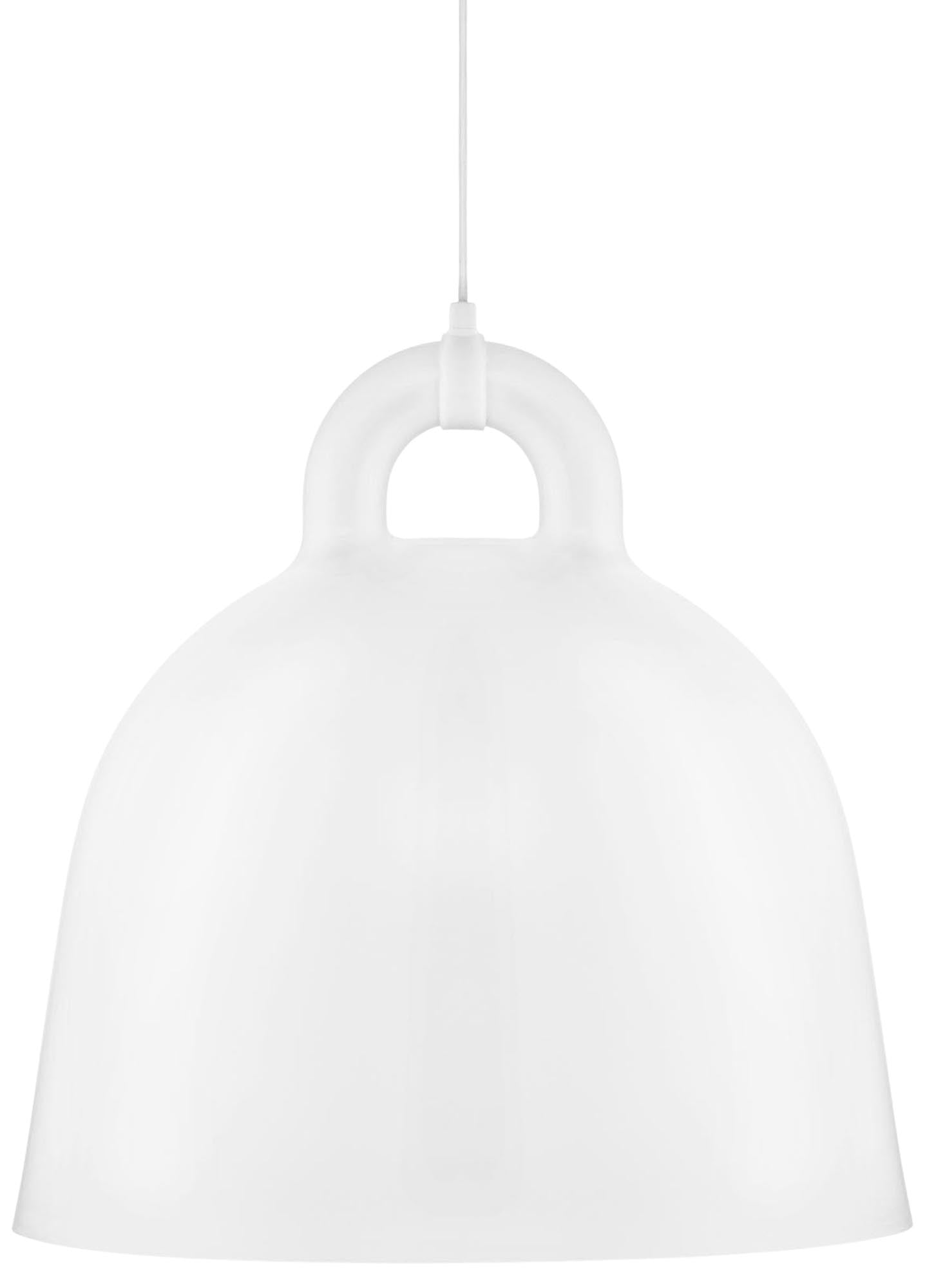 Die Bell Lampe gross von Normann Copenhagen: Zeitloses Design aus Aluminium, in Weiss oder Schwarz, mit flexiblem 4m Kabel für stilvolle Akzente.