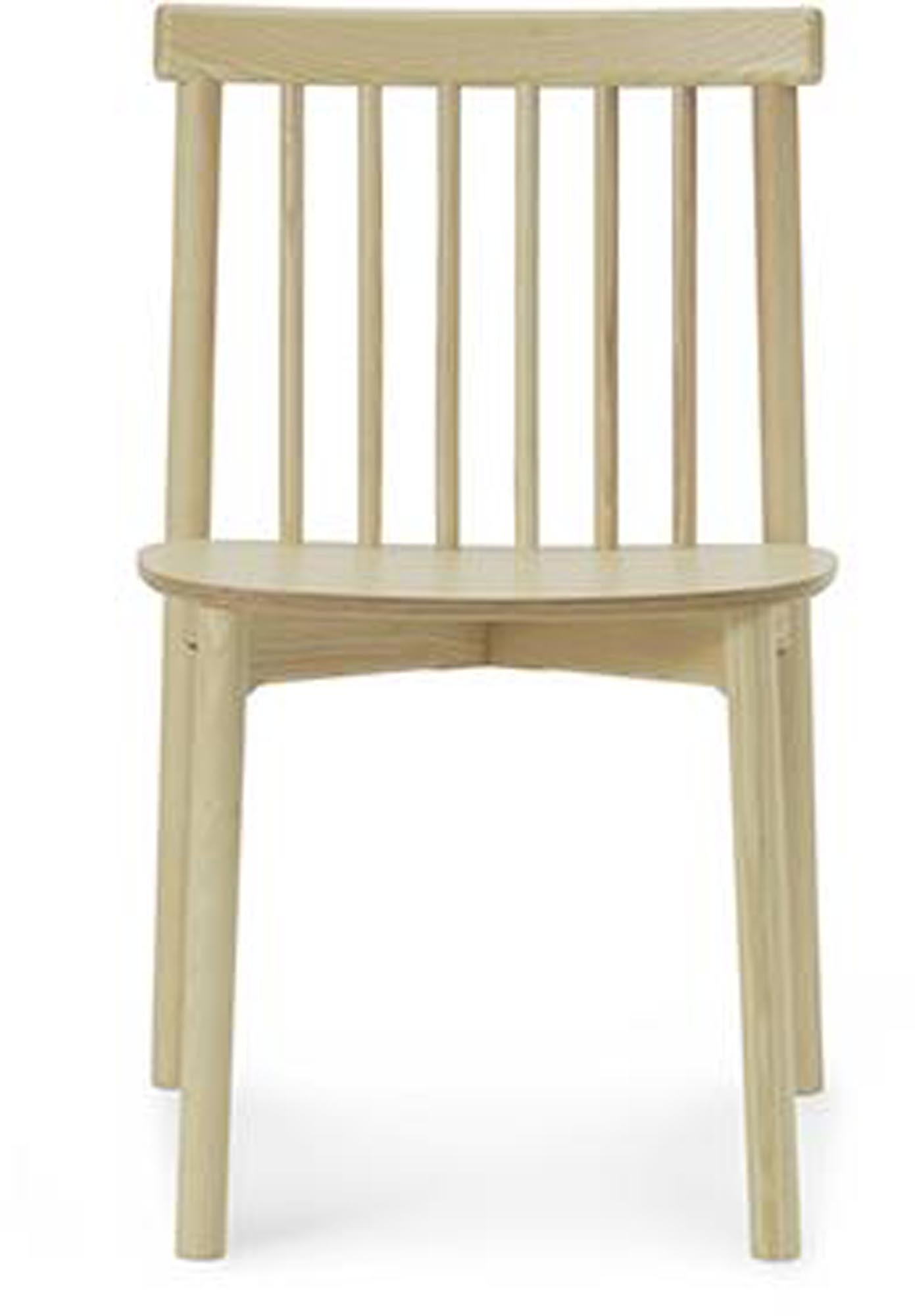 Pind Stuhl: Skandinavisches Design trifft auf zeitlose Handwerkskunst.