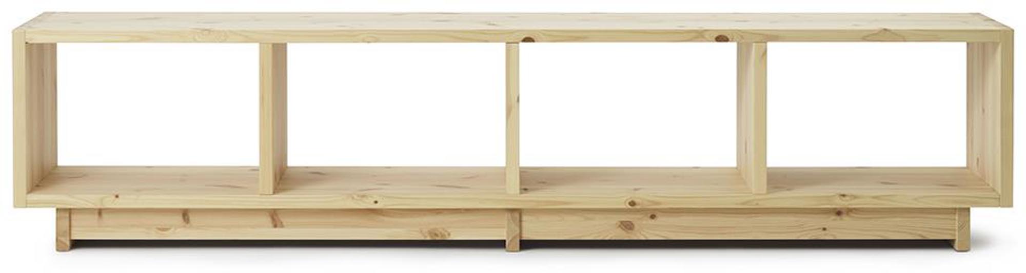 Entdecken Sie das Plank Bücherregal Klein von Normann Copenhagen – minimalistisches Design aus nachhaltigem Kiefernholz für jeden Raum.