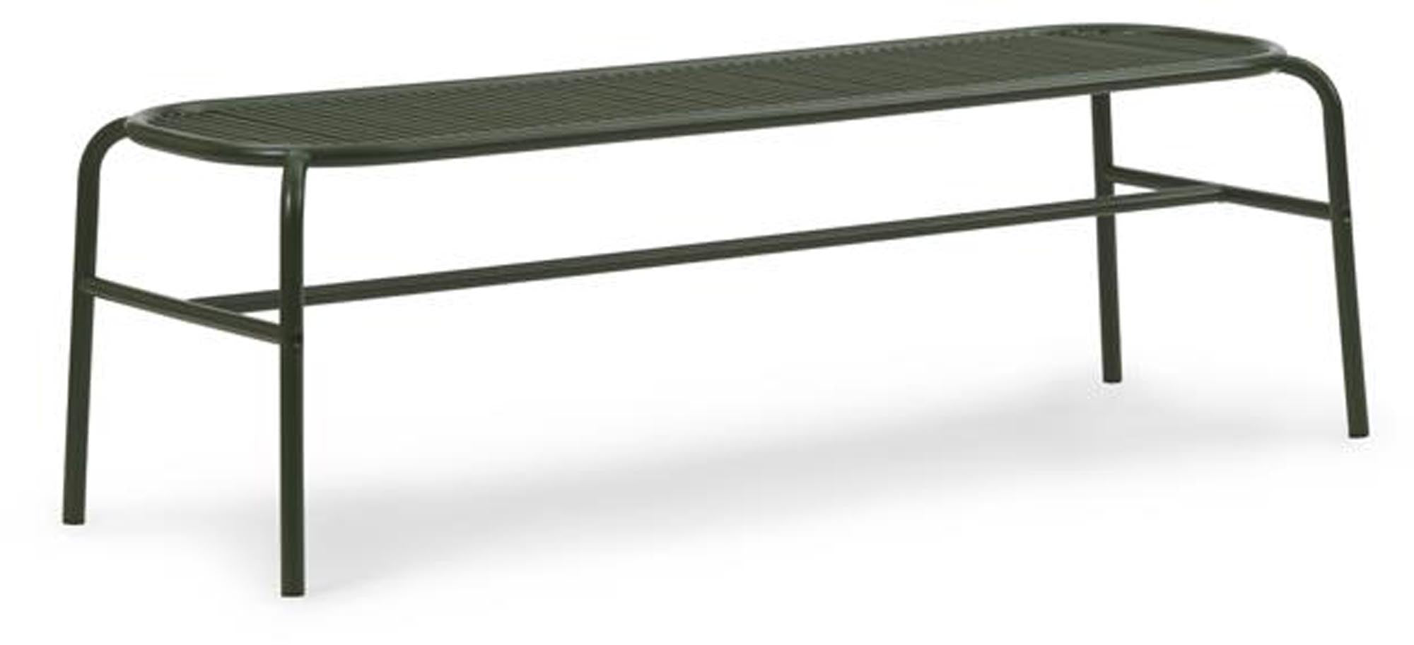 Vig Bank von Normann Copenhagen: Elegante Kombination aus robustem Stahl und warmem Holz für stilvolle Außenbereiche.