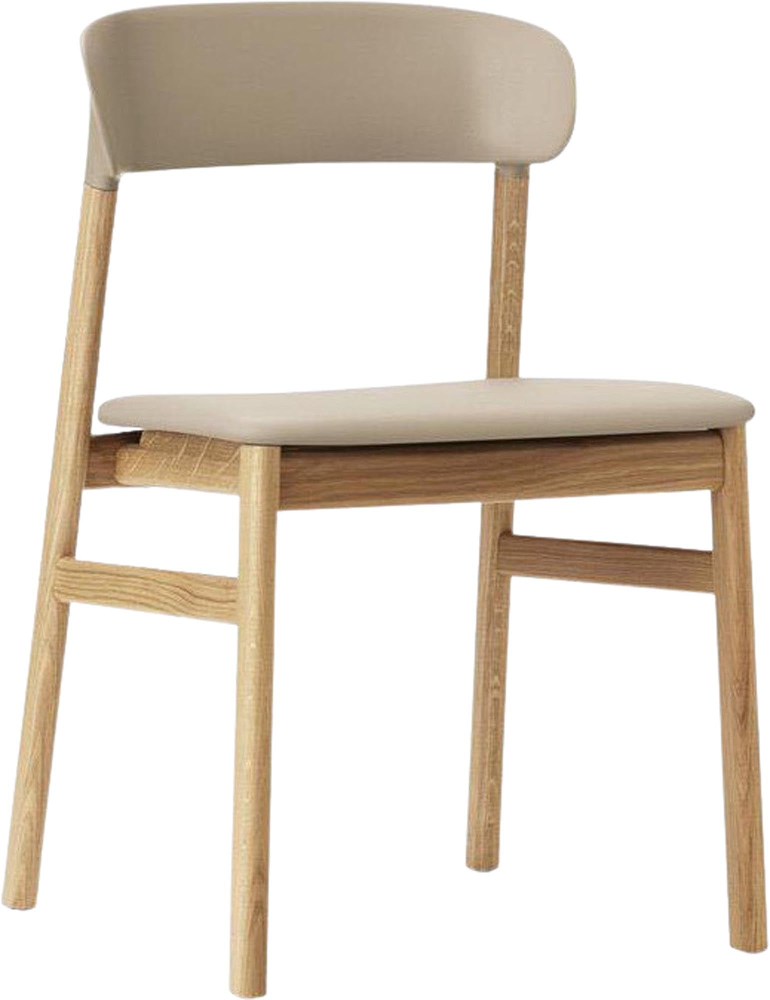 Herit Stuhl: Eleganz und Funktionalität im skandinavischen Design.