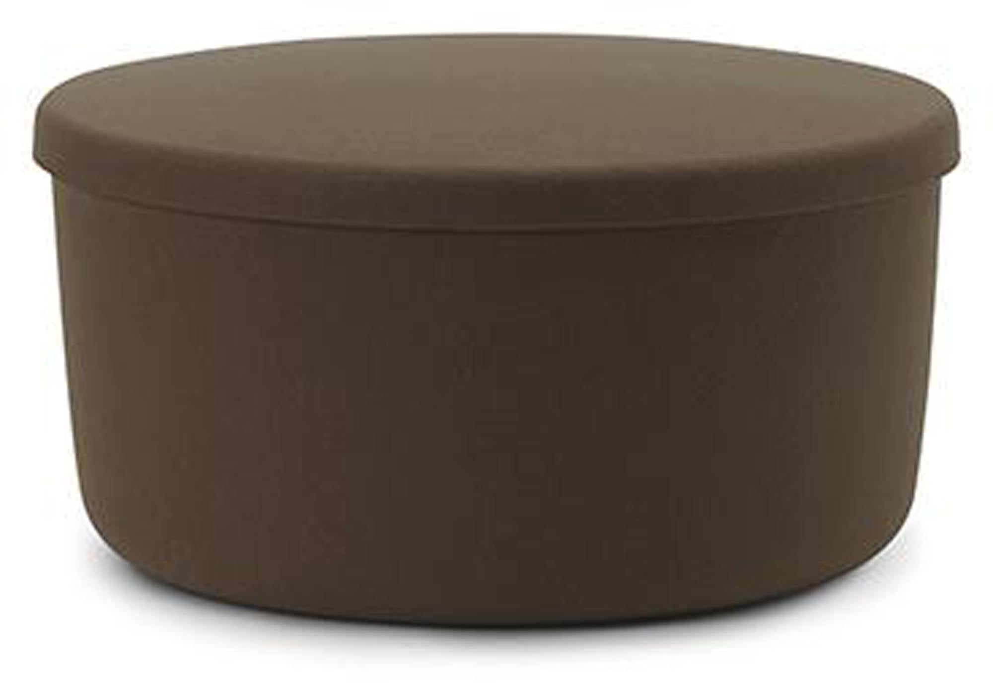 Vielseitiger Pouf mit Stauraum, ideal für skandinavisches Design.