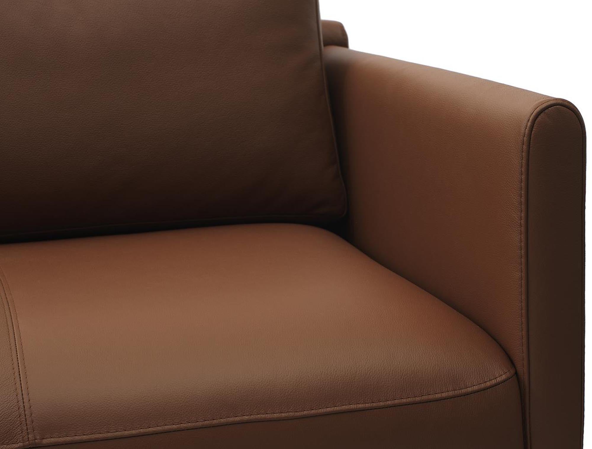 Elegantes Rar Sofa: Skandinavische Ästhetik für zeitlose Räume.