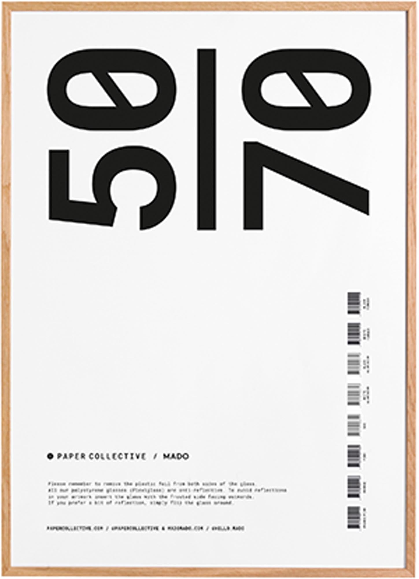 Stilvoller Kunstdruck im Rahmen von Paper Collective, ideal für moderne Wohnkonzepte und kreative Akzente in jedem Raum.