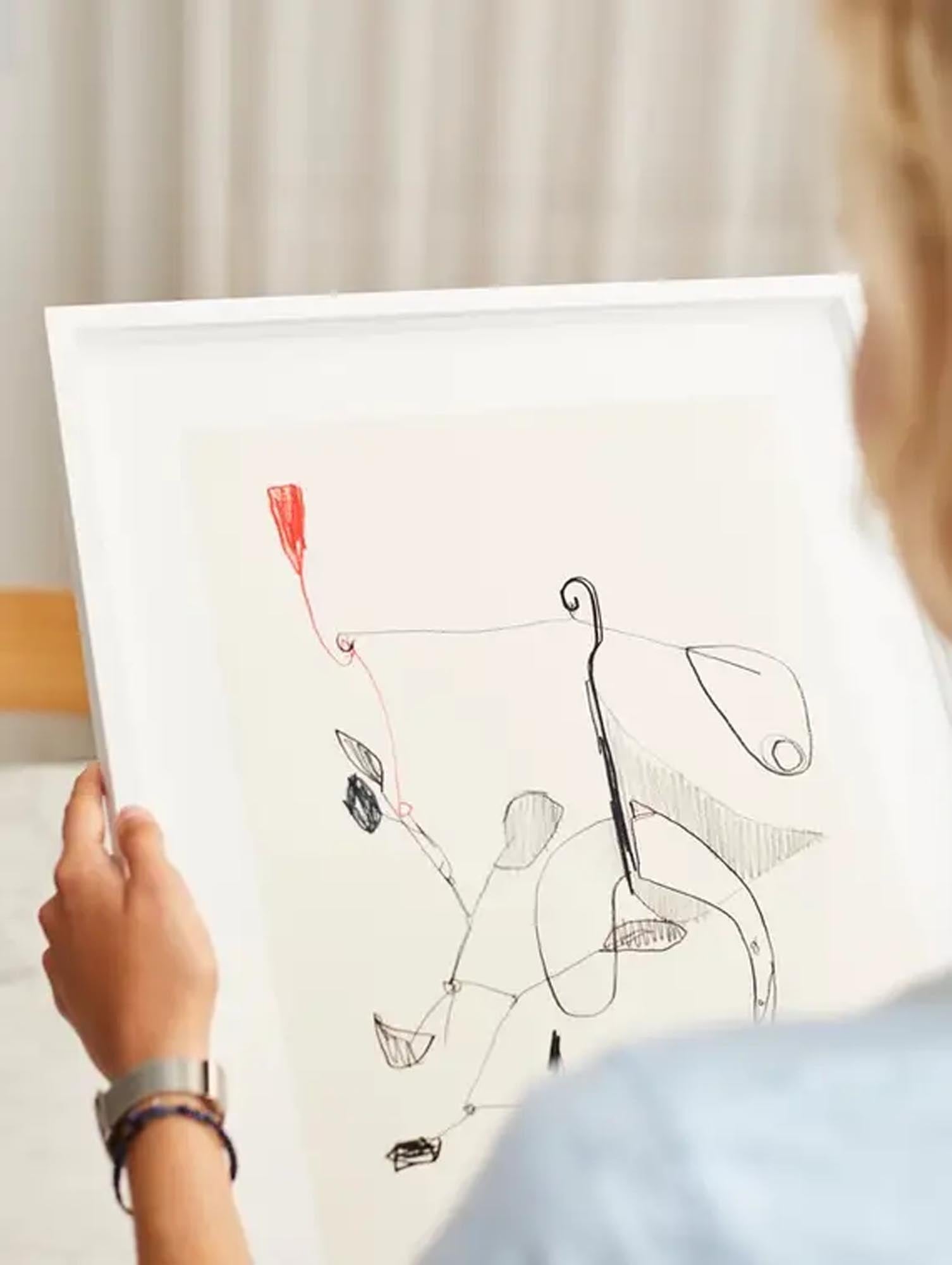 "Studio Life 03 Mobile" von Alfredo Häberli: Exquisiter Kunstdruck, gerahmt, inspiriert von Skizzenbüchern, auf hochwertigem Papier.