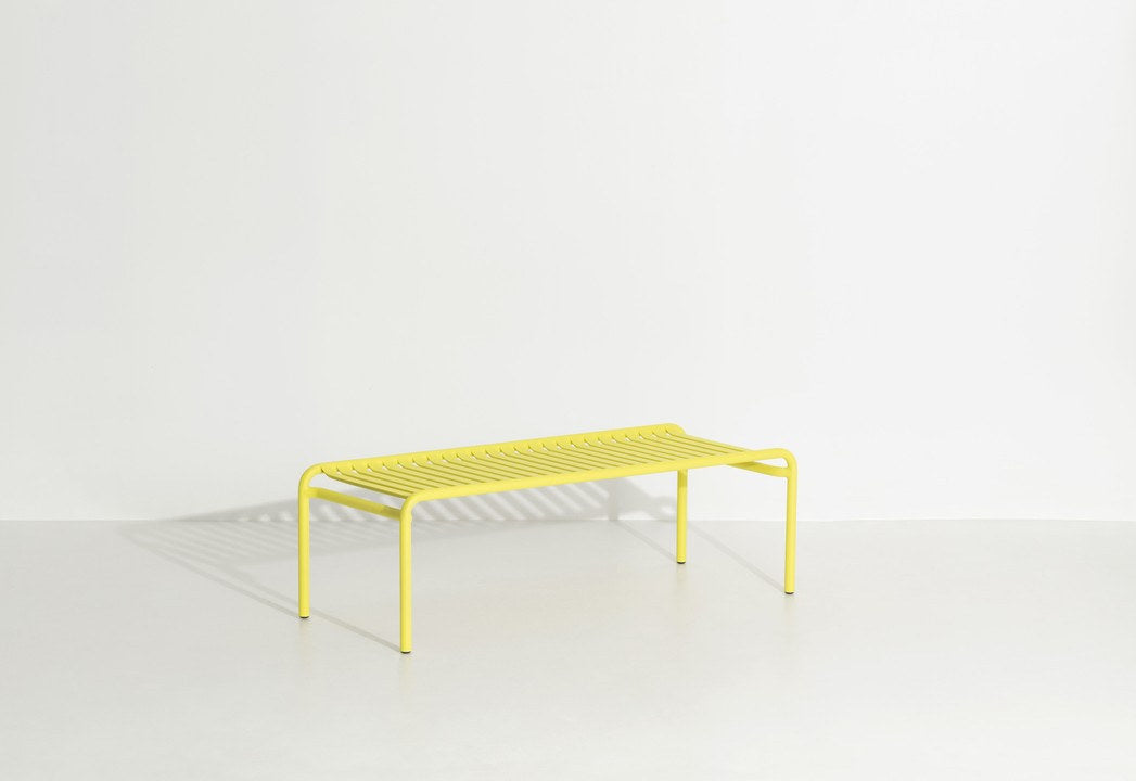 Week-End Coffee Table large in Yellow präsentiert im Onlineshop von KAQTU Design AG. Loungetisch ist von Petite Friture