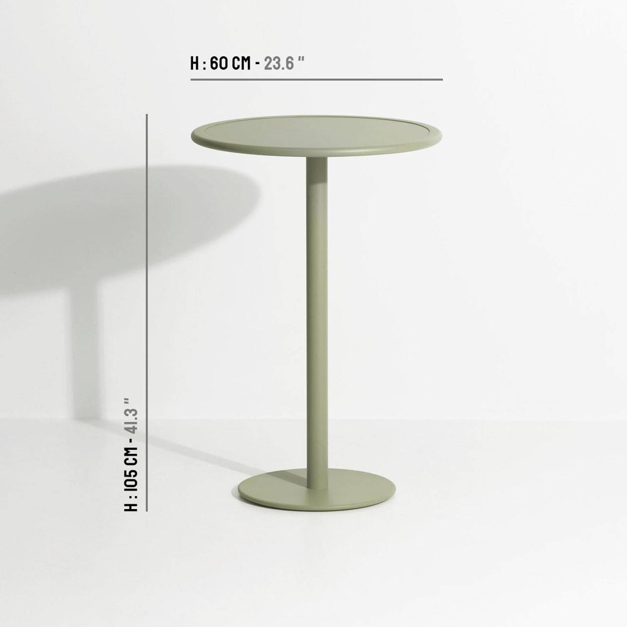 Entdecken Sie den eleganten Week-End Bartisch von Petite Friture – perfekt für gesellige Abende im Freien und stilvolle Akzente in Ihrem Garten.