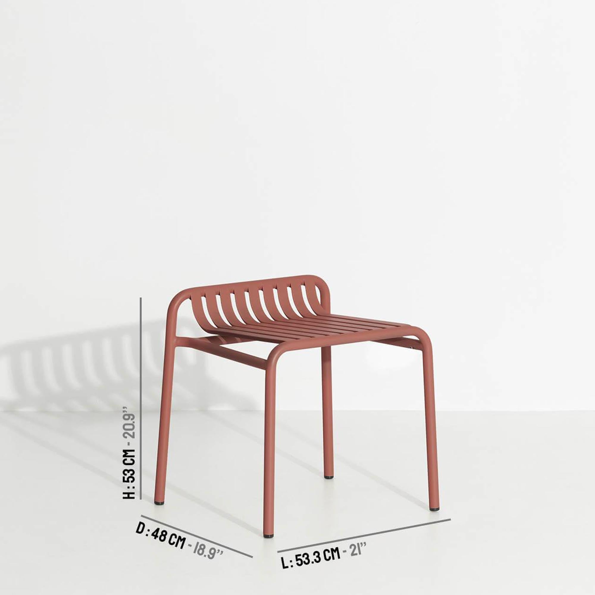 Week-End Gartenhocker: Modernes Design für stilvolle Aussenbereiche.