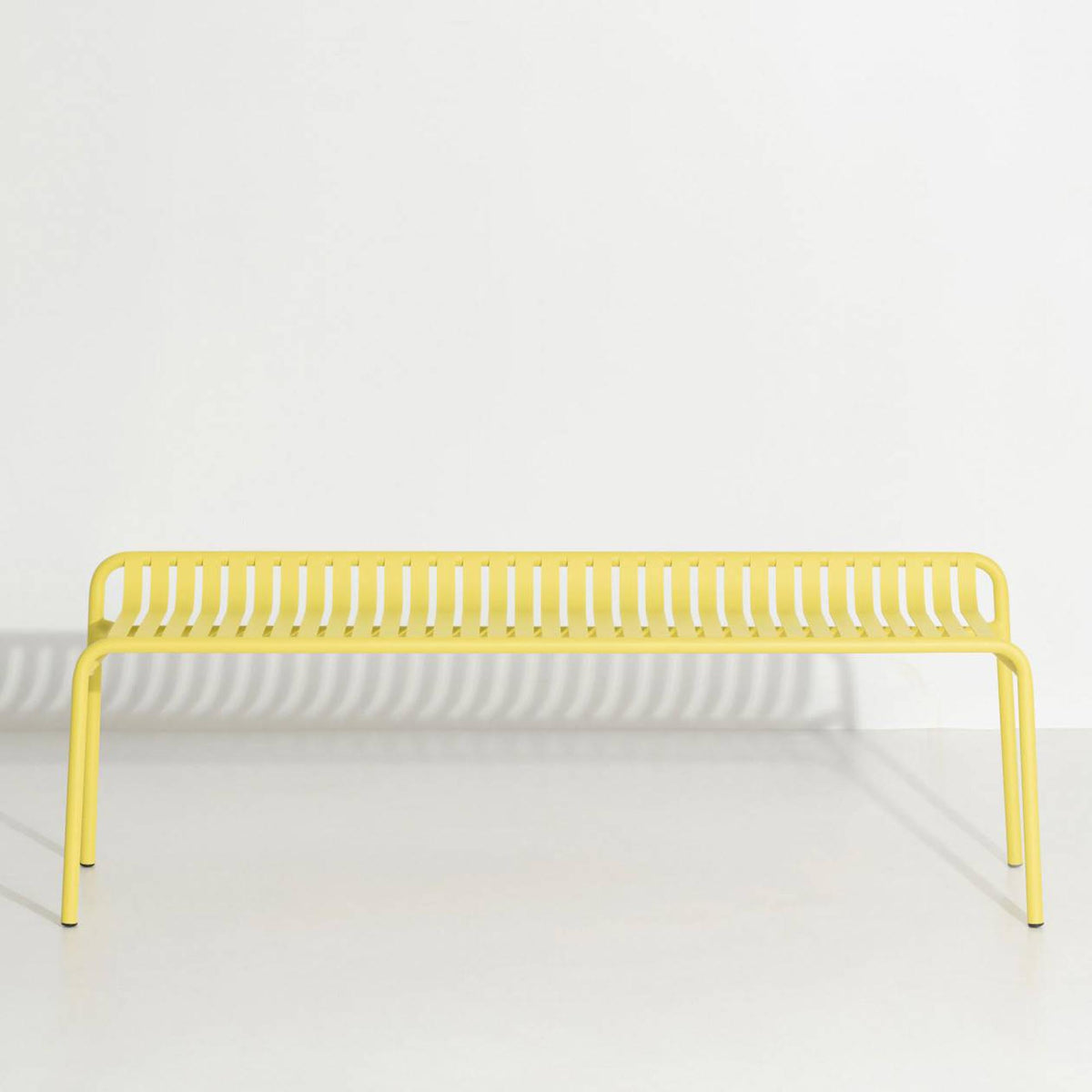 Week-End Gartenbank in Yellow präsentiert im Onlineshop von KAQTU Design AG. Gartenbank ist von Petite Friture