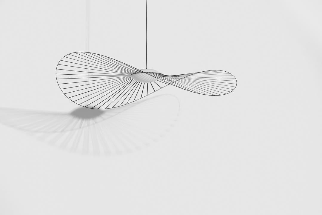 Vertigo Nova Pendellampe in Black präsentiert im Onlineshop von KAQTU Design AG. Pendelleuchte ist von Petite Friture