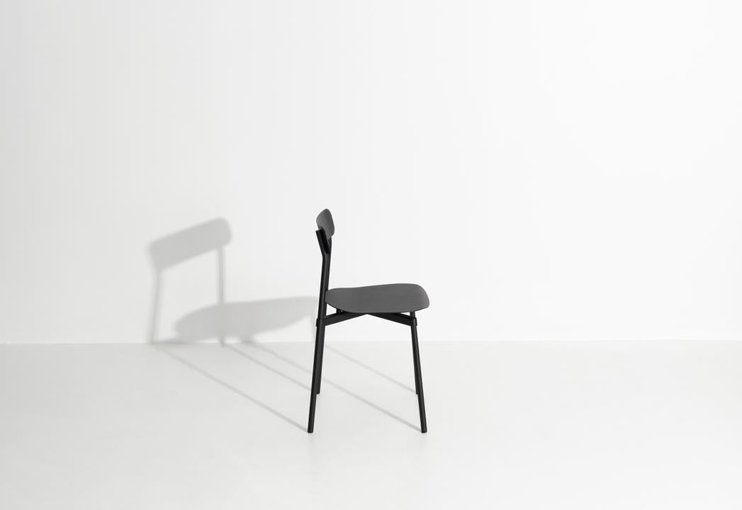 Fromme Stuhl in Black präsentiert im Onlineshop von KAQTU Design AG. Gartenstuhl ist von Petite Friture
