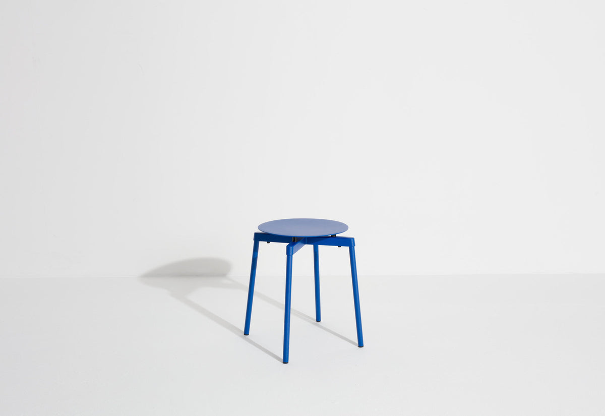 Fromme Barstuhl in Blue präsentiert im Onlineshop von KAQTU Design AG. Hocker Outdoor ist von Petite Friture