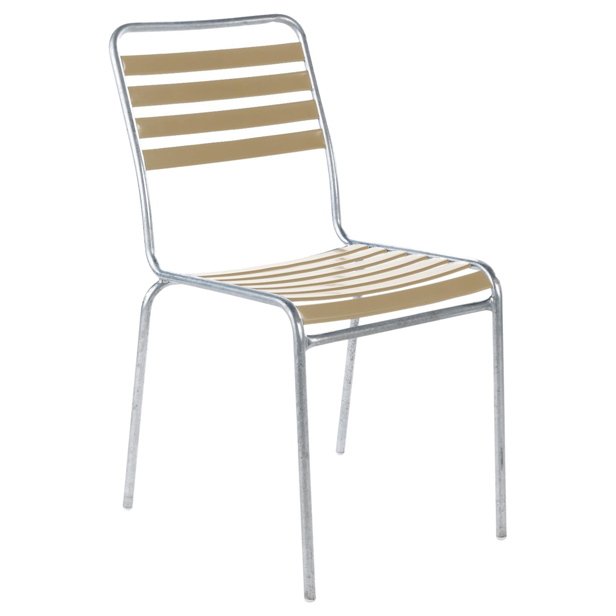 Lättli-Barstuhl Säntis von Schaffner: Eleganter Barstuhl mit stabilen Kufen, ideal für gemütliche Stunden im Freien.