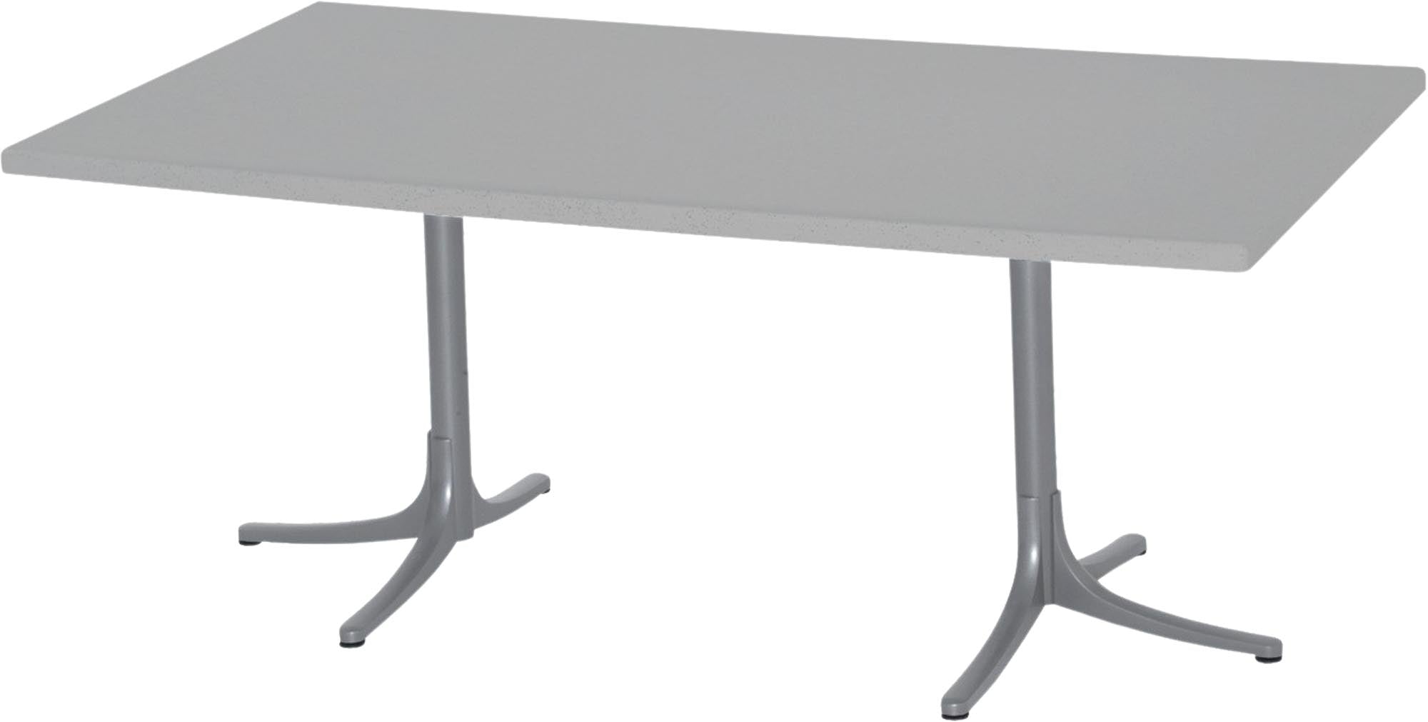 Fiberglastisch Schaffhausen: Langlebiges Design für jeden Aussenbereich.