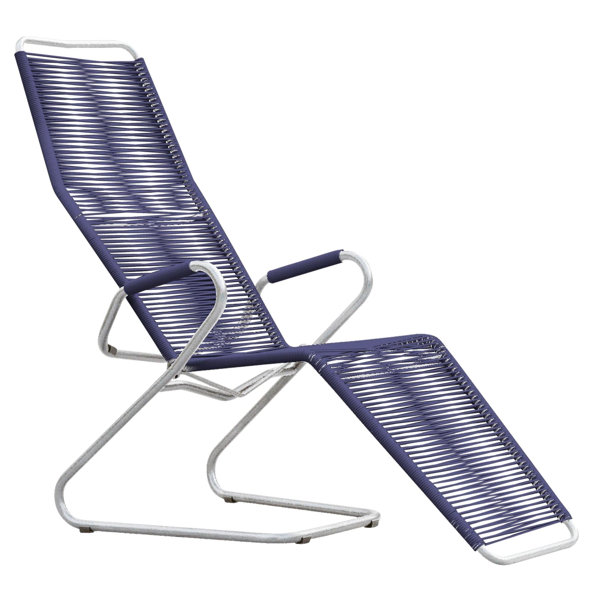 Locarno Spaghetti Liegestuhl in Blau präsentiert im Onlineshop von KAQTU Design AG. Liegestuhl ist von Schaffner