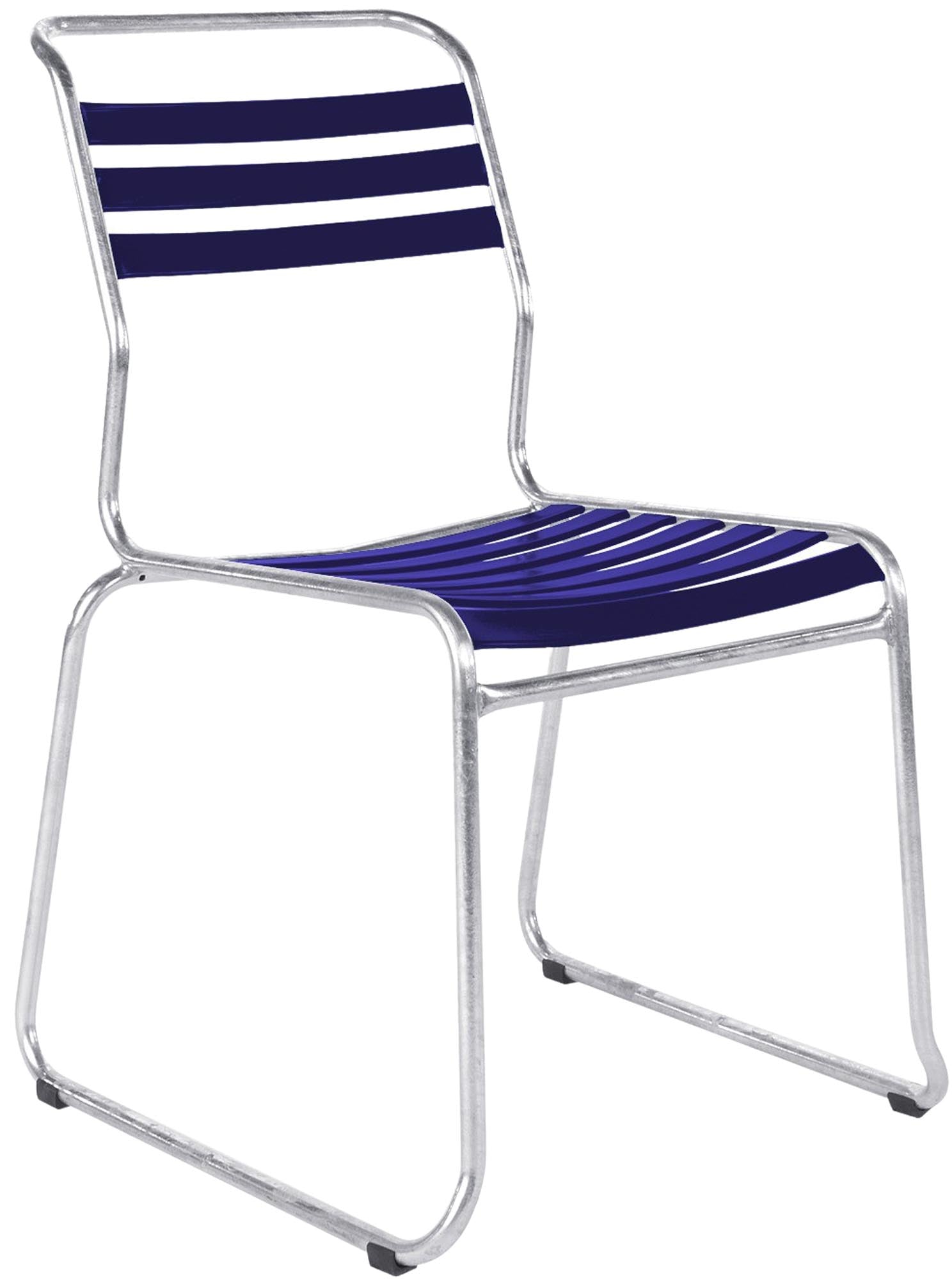 Lättlistuhl Säntis von Schaffner: Stilvolles Design und robuste Kufen für höchsten Komfort im Freien.