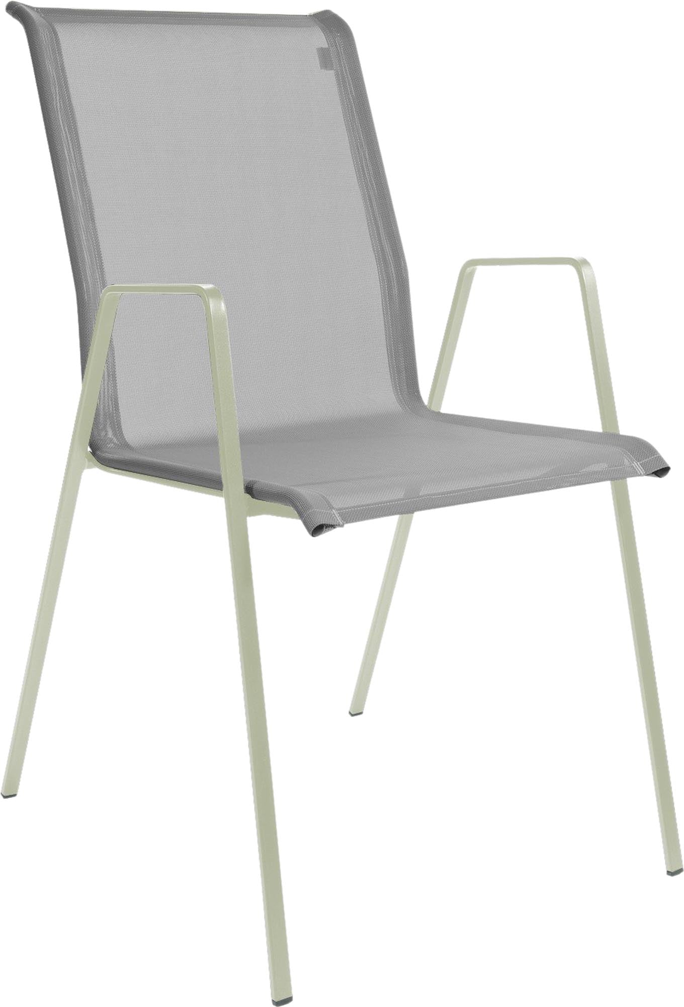 Luzern Textil-Gartenstuhl mit Armlehne in Grau präsentiert im Onlineshop von KAQTU Design AG. Gartenstuhl mit Armlehnen ist von Schaffner