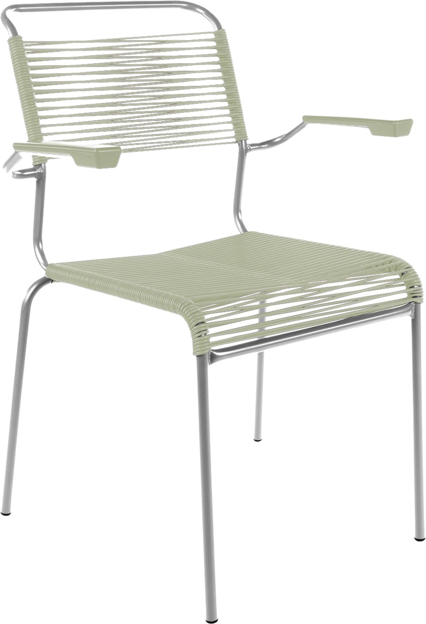 Säntis Stuhl Spaghetti: Robuster Outdoor-Stil mit bequemen Armlehnen.