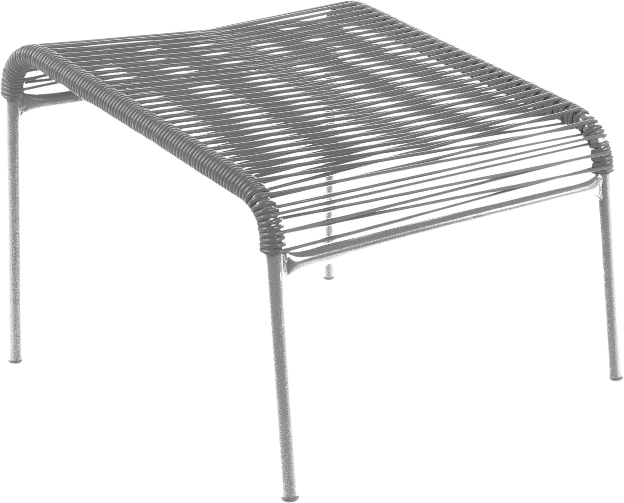 Entdecken Sie den stilvollen Säntis Spaghetti-Fusshocker von Schaffner – wetterfest, langlebig und umweltfreundlich mit recyceltem OceanYarn® für Ihre Terrasse.