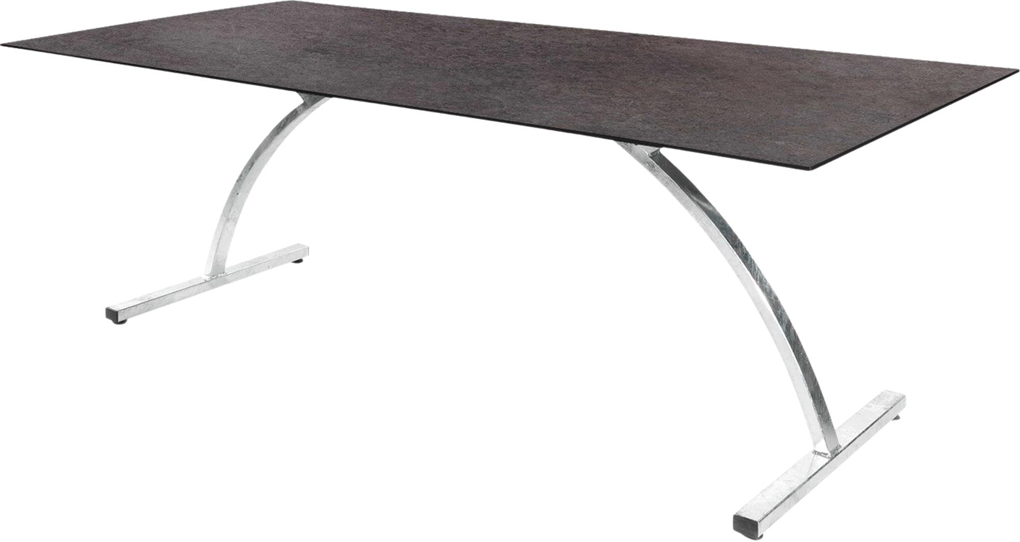 Bernardino Gartentisch aus Glasfaser 220x100 klappbar in Cooperfield präsentiert im Onlineshop von KAQTU Design AG. Gartentisch ist von Schaffner