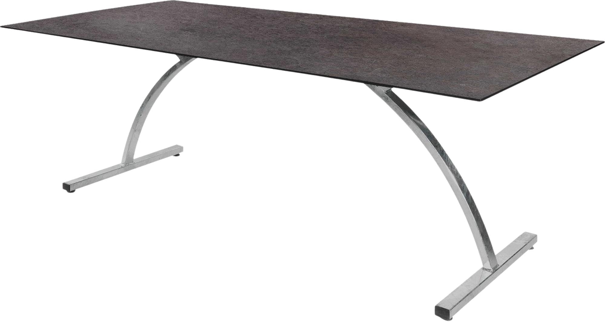 Bernardino Gartentisch aus Glasfaser 220x100 klappbar in Cooperfield präsentiert im Onlineshop von KAQTU Design AG. Gartentisch ist von Schaffner