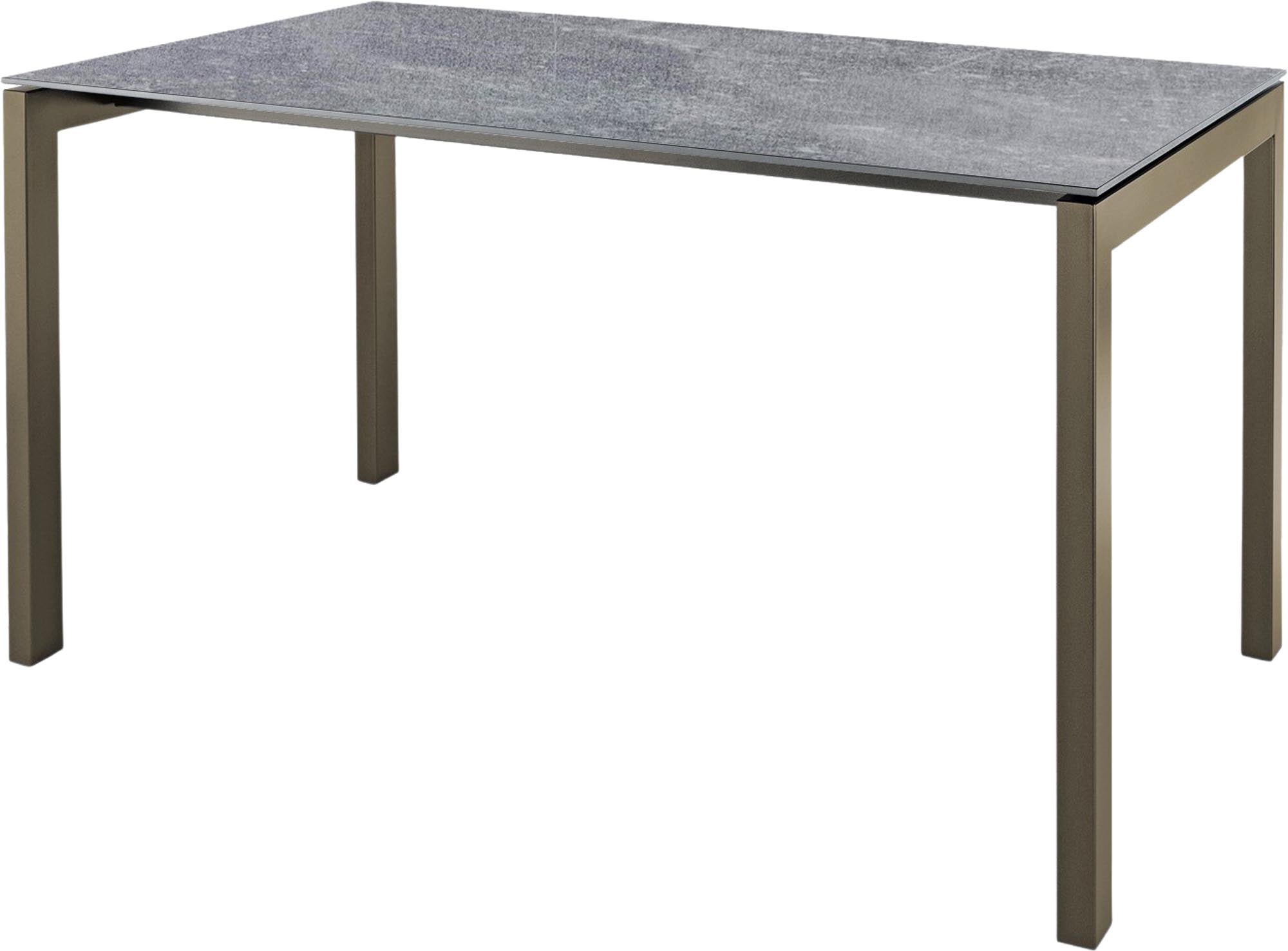 Luzern Glasfaser-Gartentisch 140x80 in Beton präsentiert im Onlineshop von KAQTU Design AG. Gartentisch ist von Schaffner