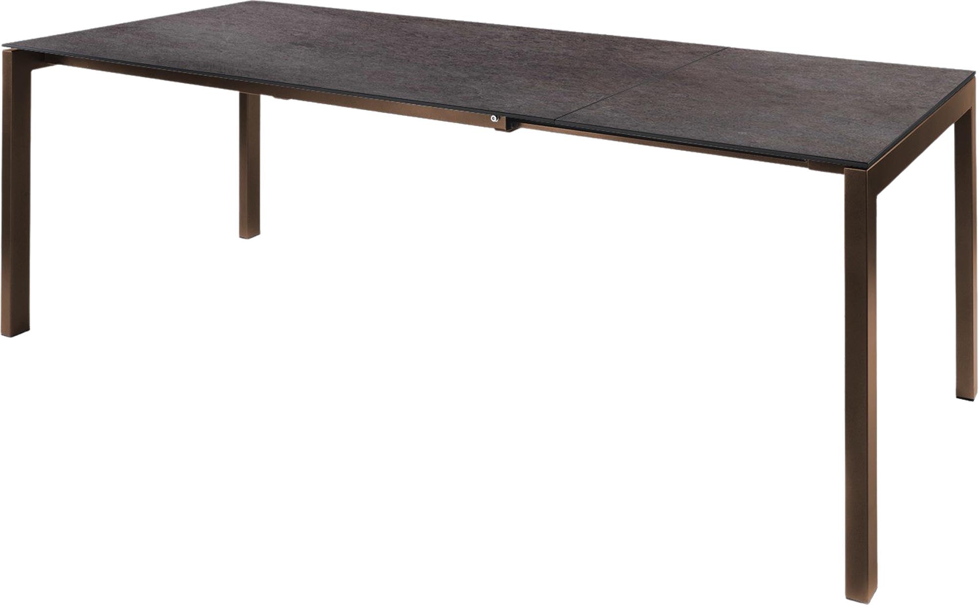 Moderner Fiberglastisch Luzern, ausziehbar von 140 auf 200 cm, ideal für stilvolle Essbereiche und gesellige Runden.